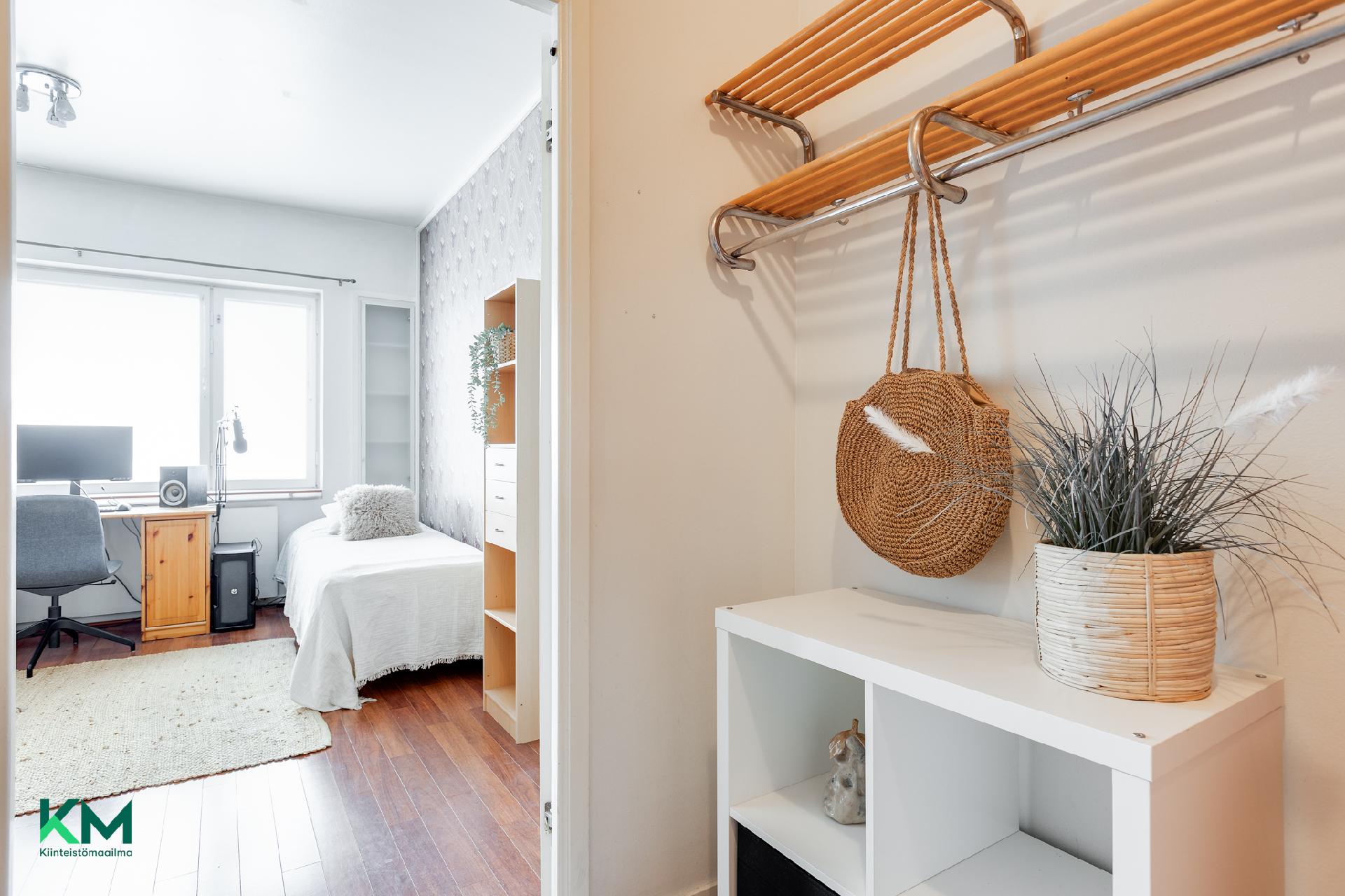 Merikoskenkatu 1, Tuira, Oulu