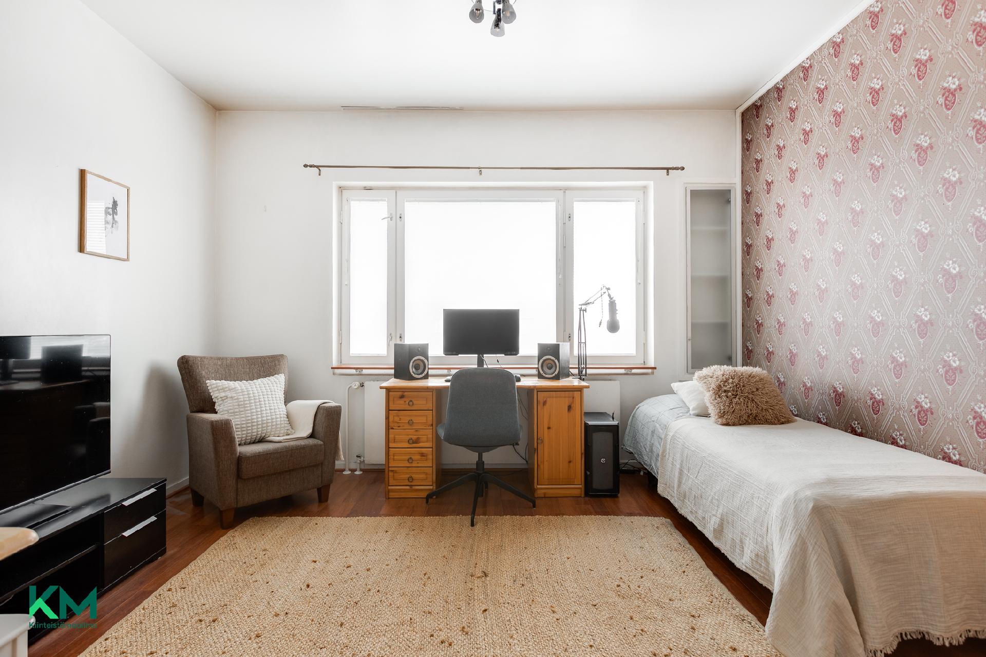 Merikoskenkatu 1, Tuira, Oulu