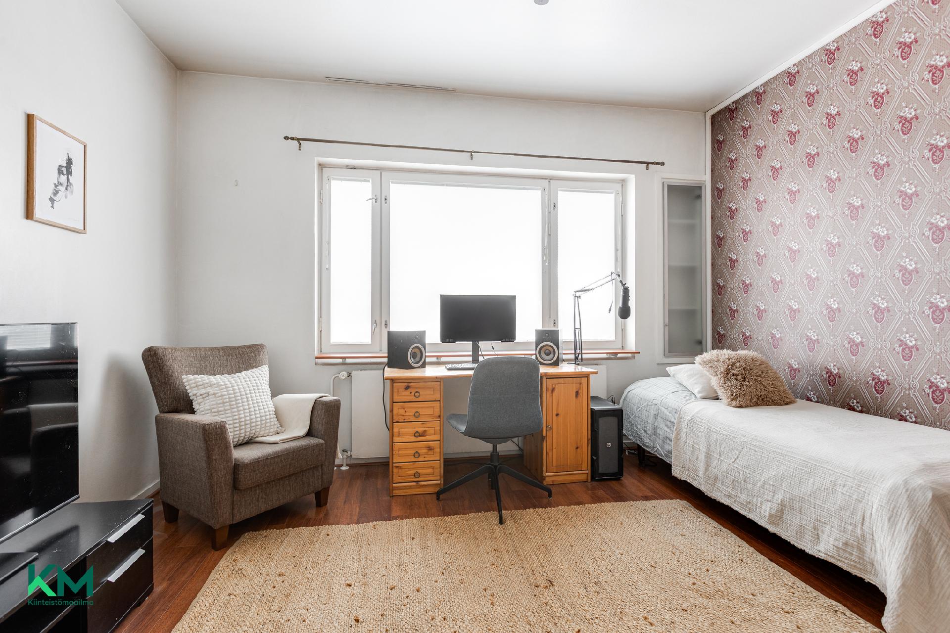 Merikoskenkatu 1, Tuira, Oulu