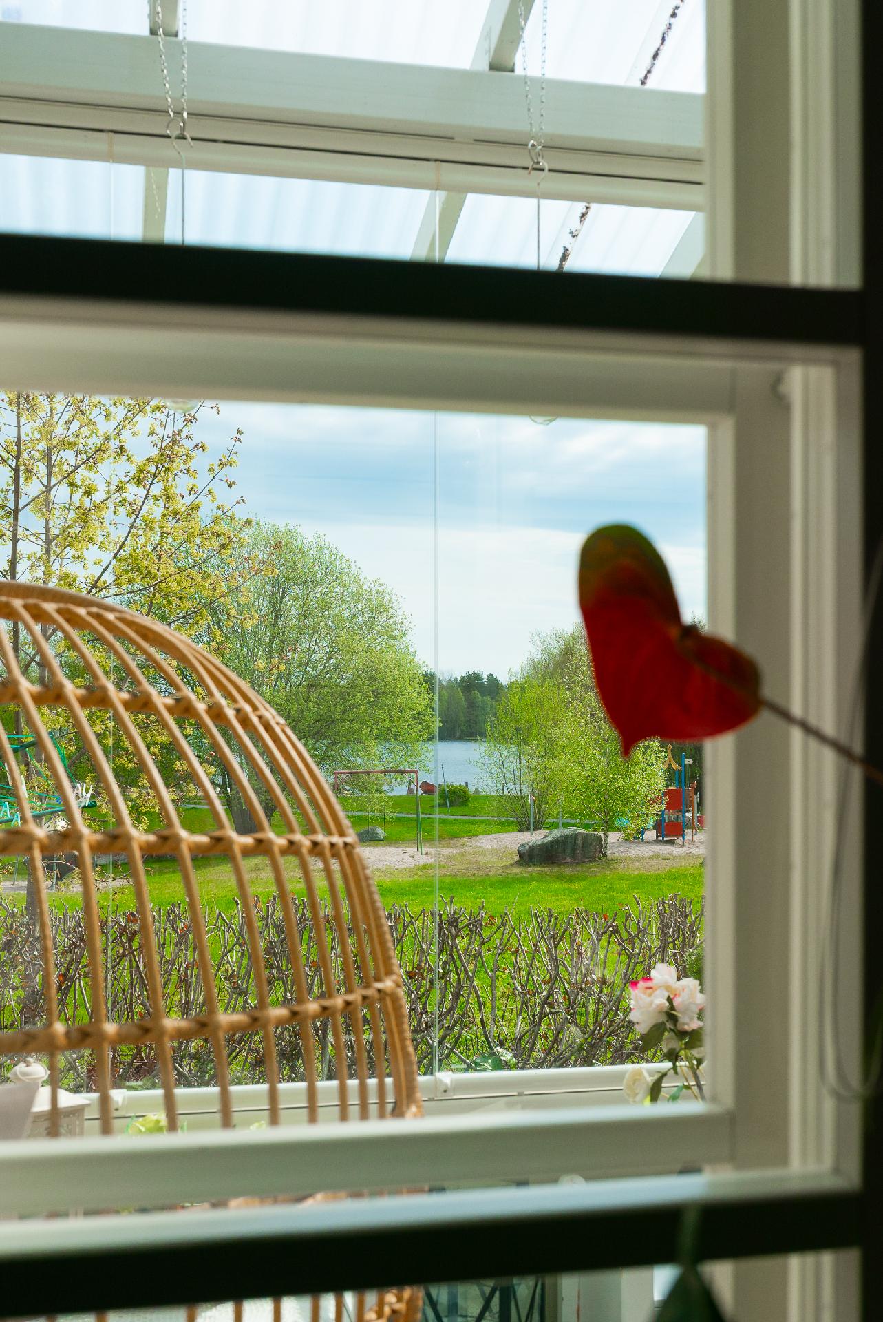 Näkymää ikkunasta