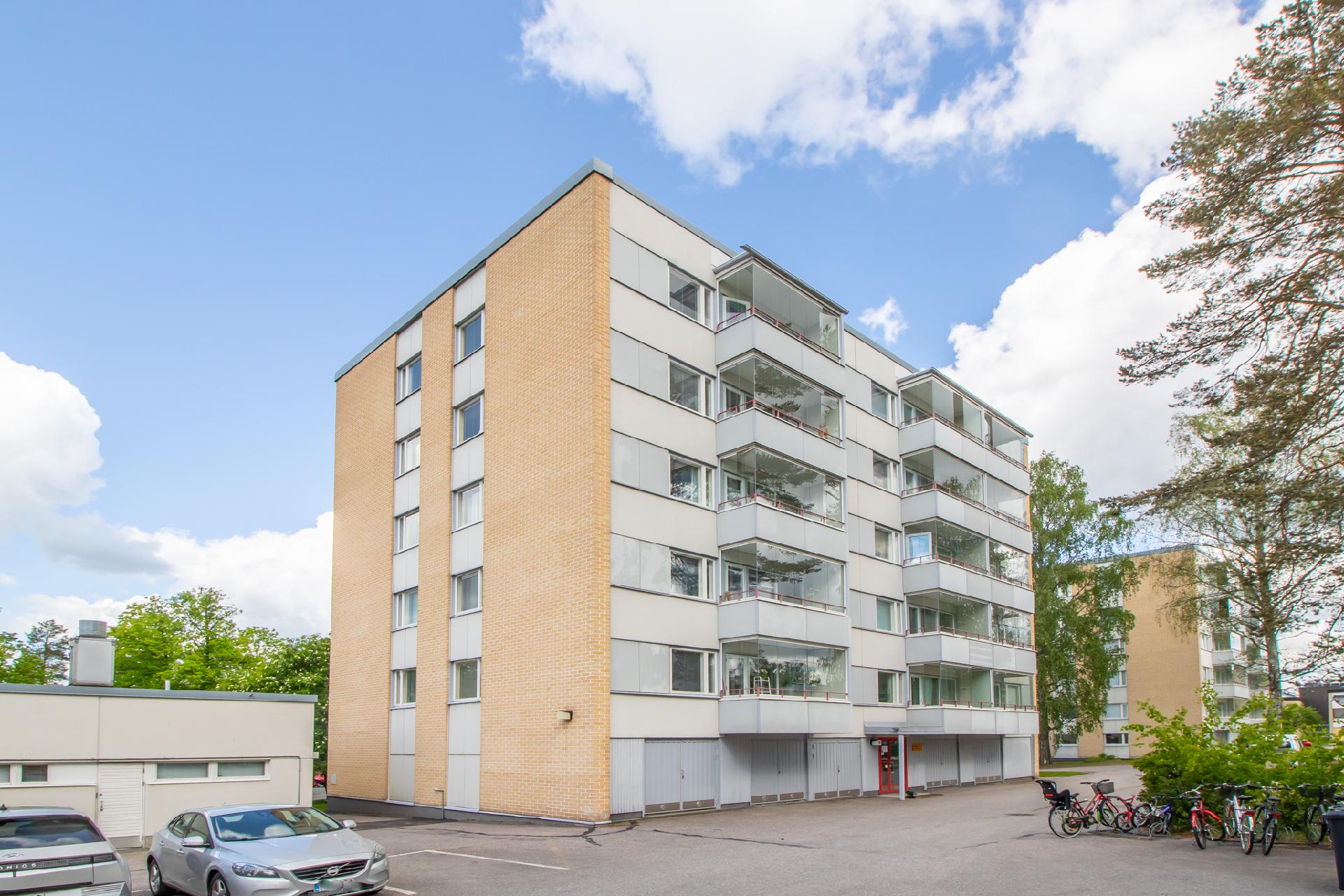 julkisivu