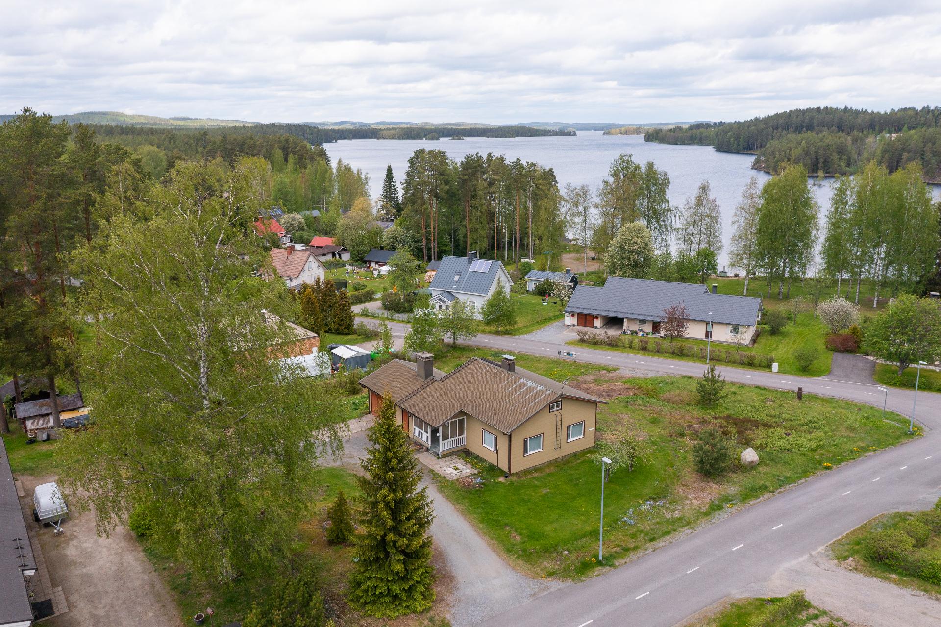 Kallenpolku 15, Jämsänkoski, Jämsä