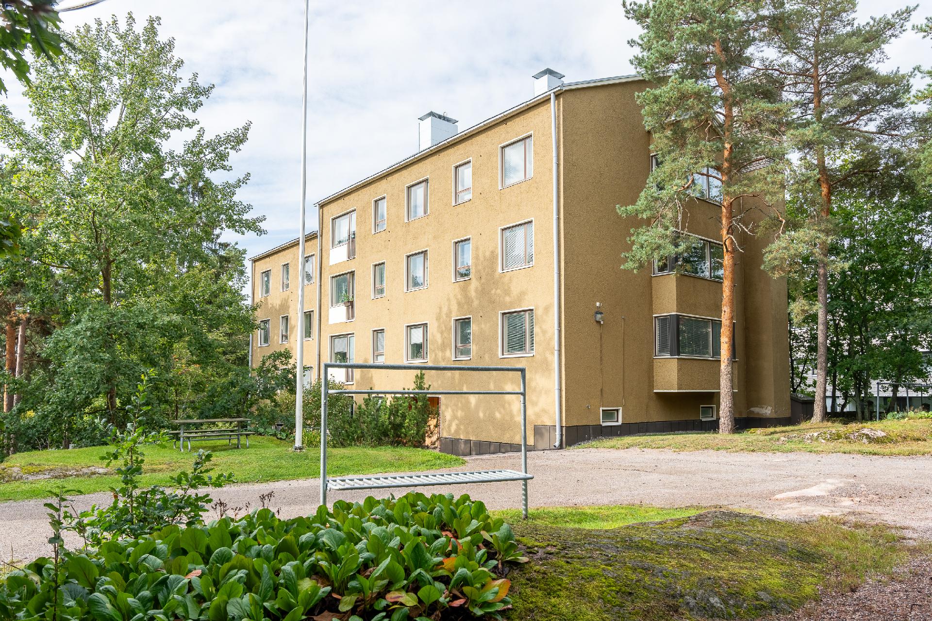 Artturi Kannistontie 3, Etelä-Haaga, Helsinki