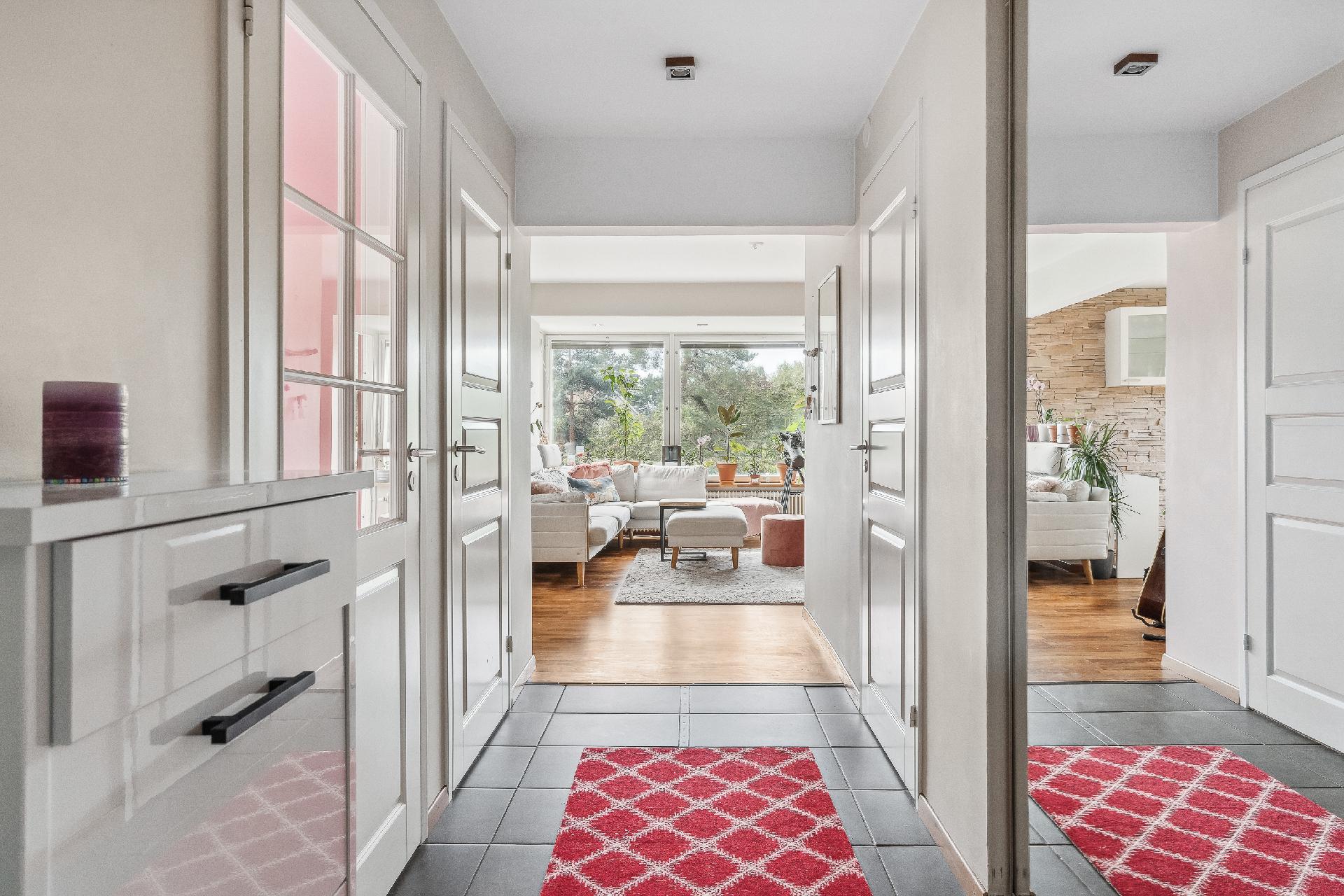 Artturi Kannistontie 3, Etelä-Haaga, Helsinki