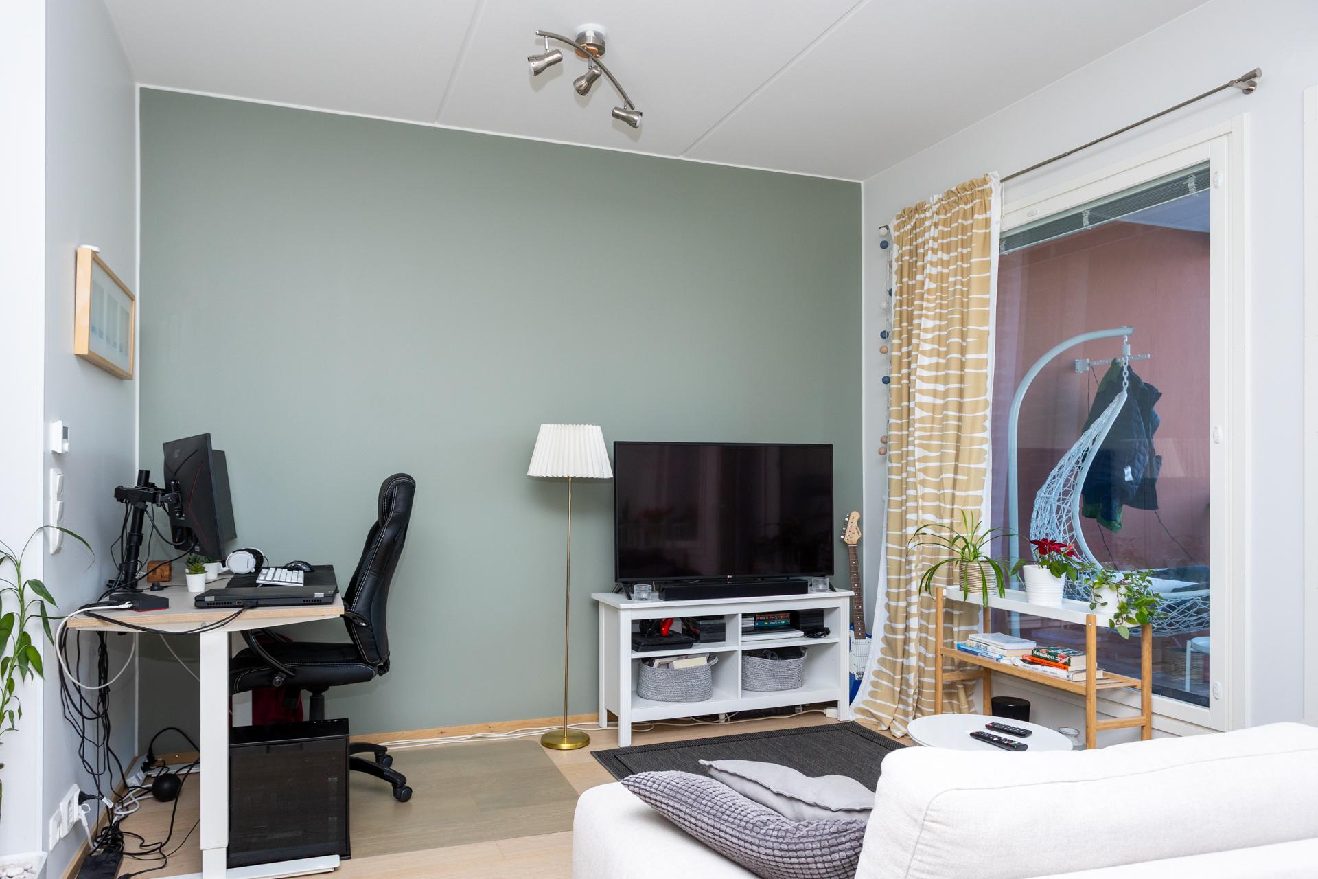 Olohuoneen työnurkkaus