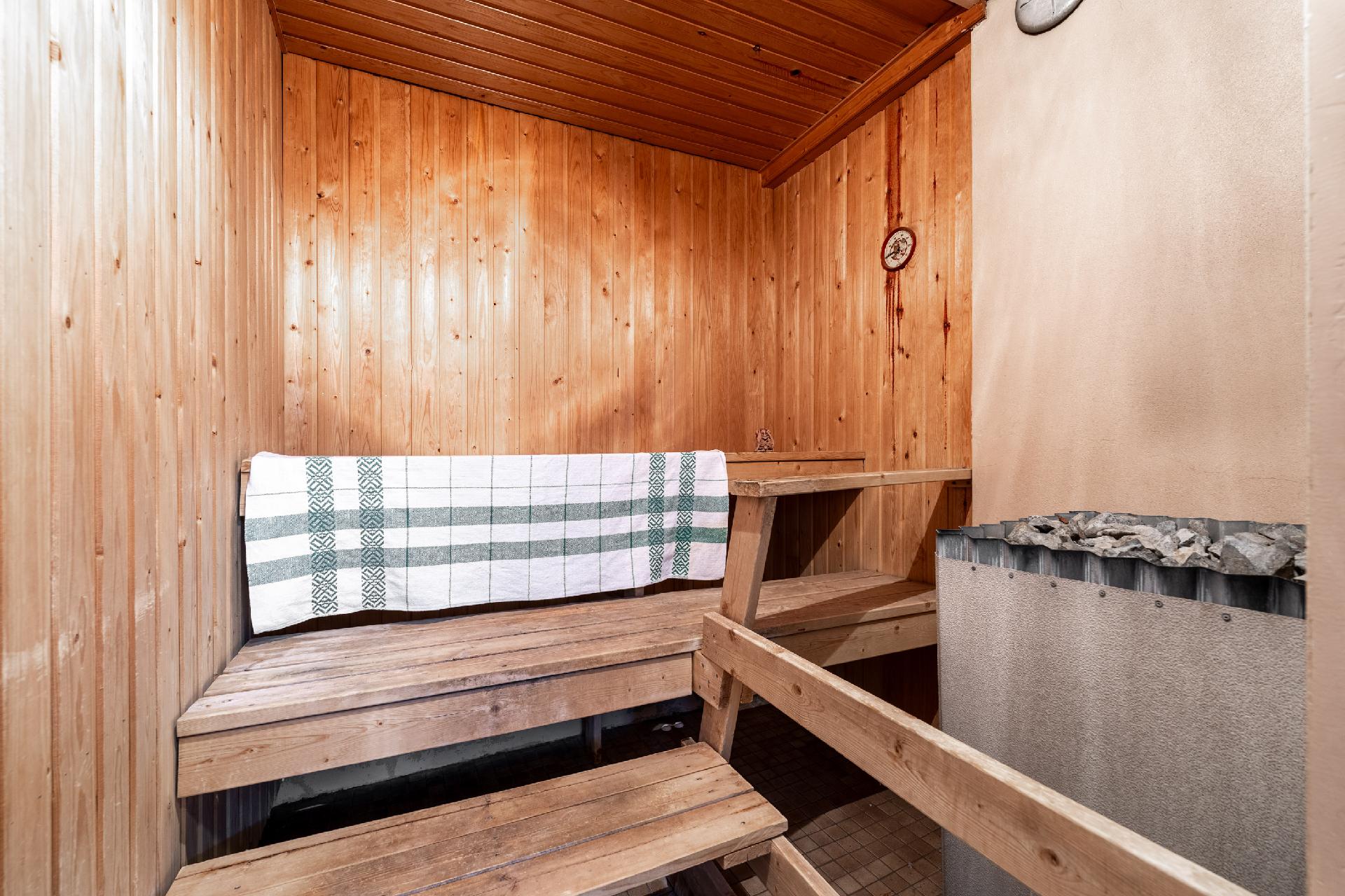 Hirvenpolku 15, Vuorela, Siilinjärvi