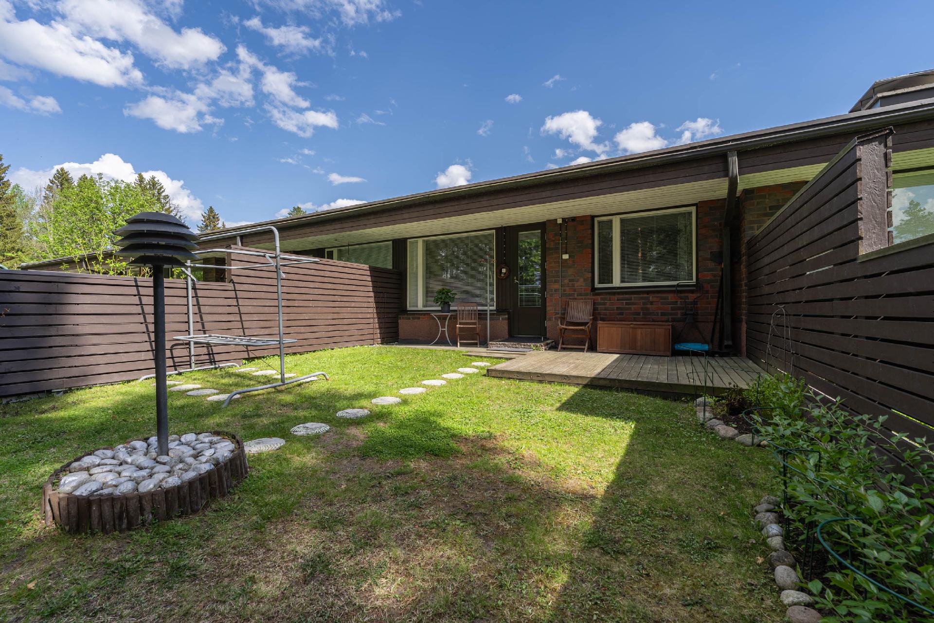 Hirvenpolku 15, Vuorela, Siilinjärvi