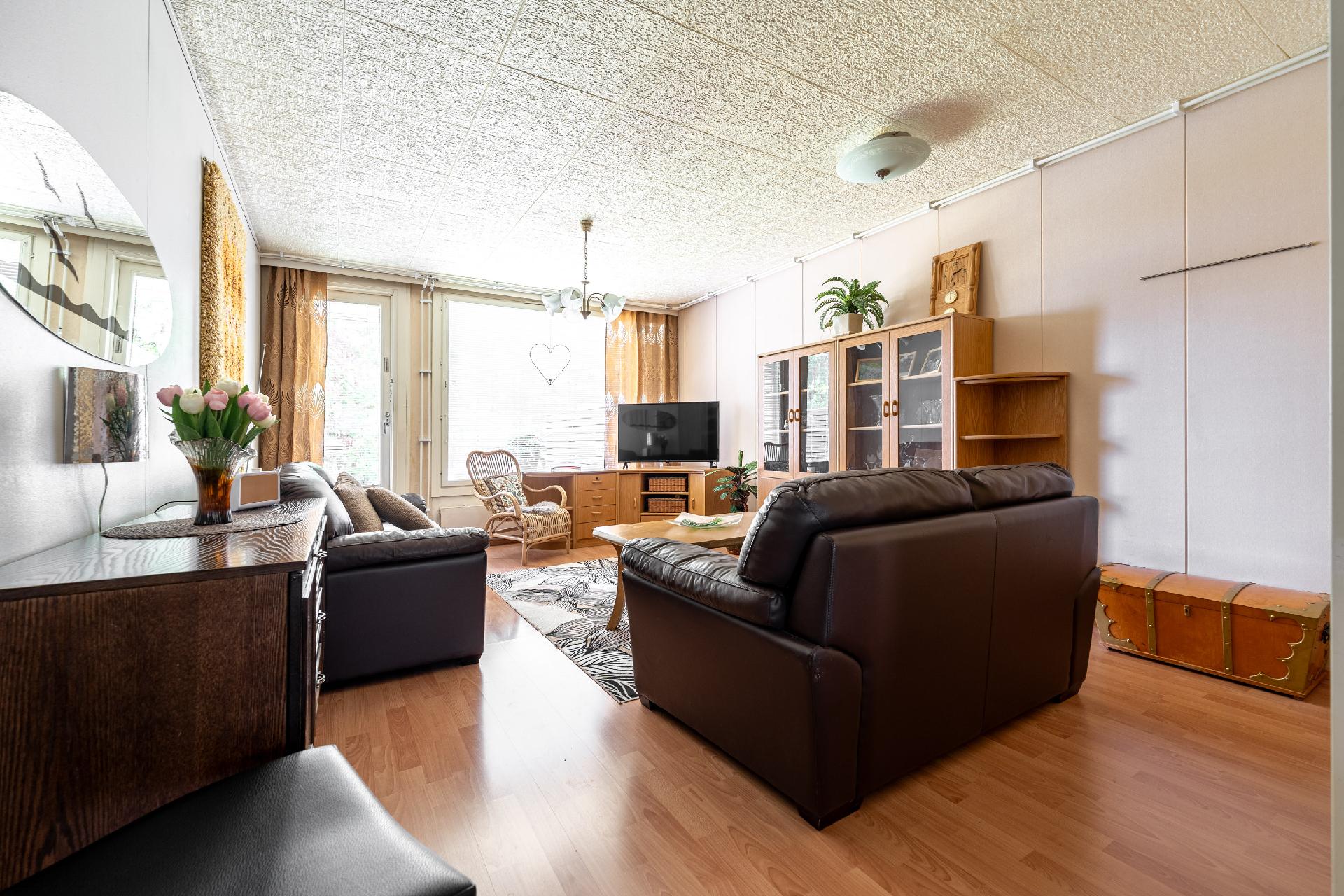 Hirvenpolku 15, Vuorela, Siilinjärvi