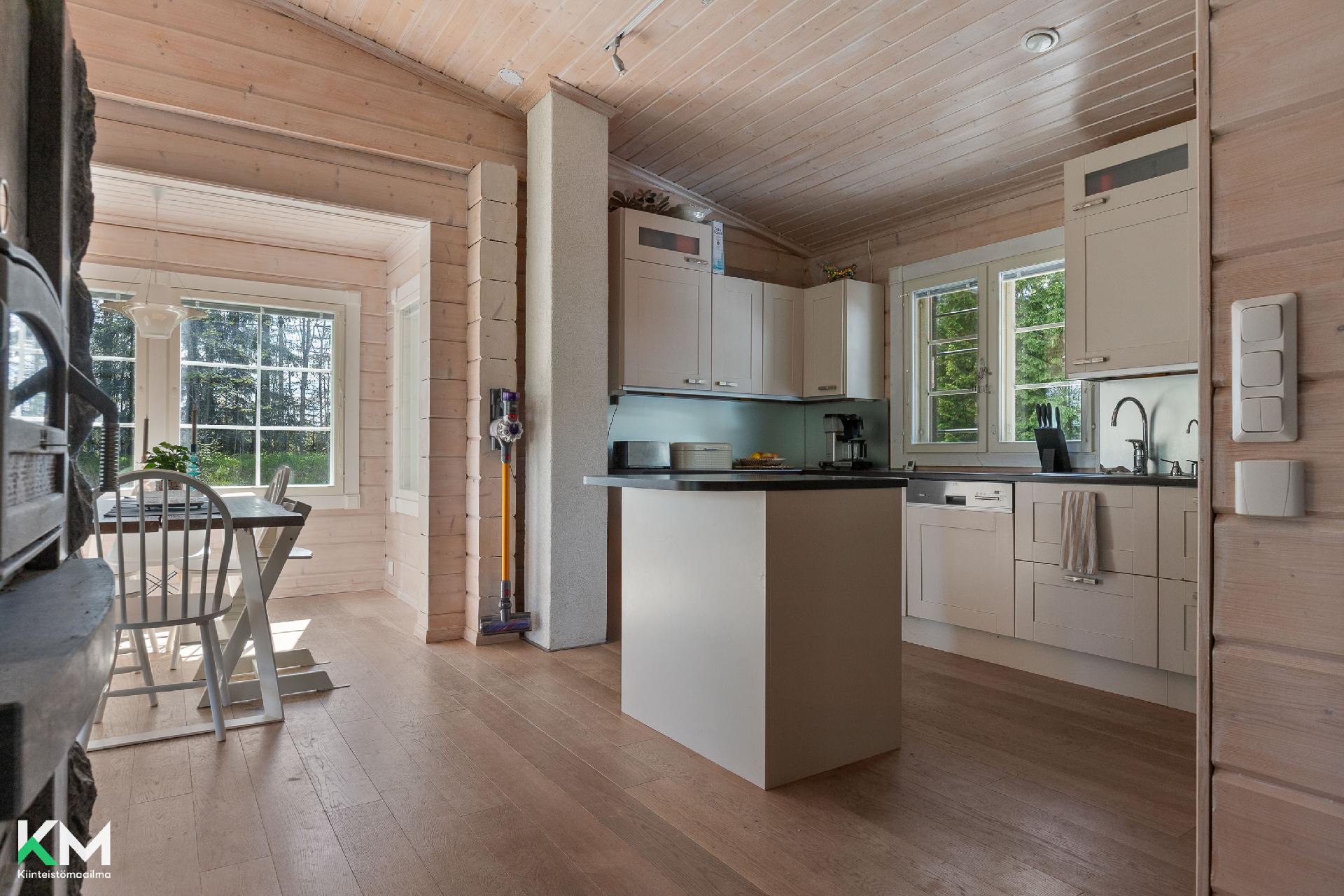 Lintumäentie 126, Kalliola, Hollola