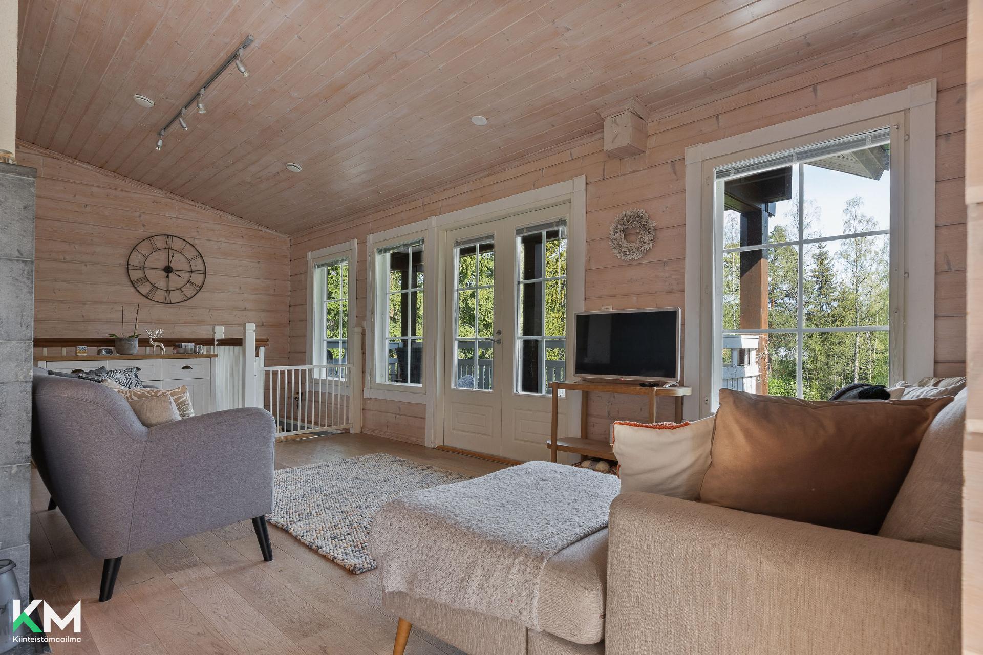 Lintumäentie 126, Kalliola, Hollola