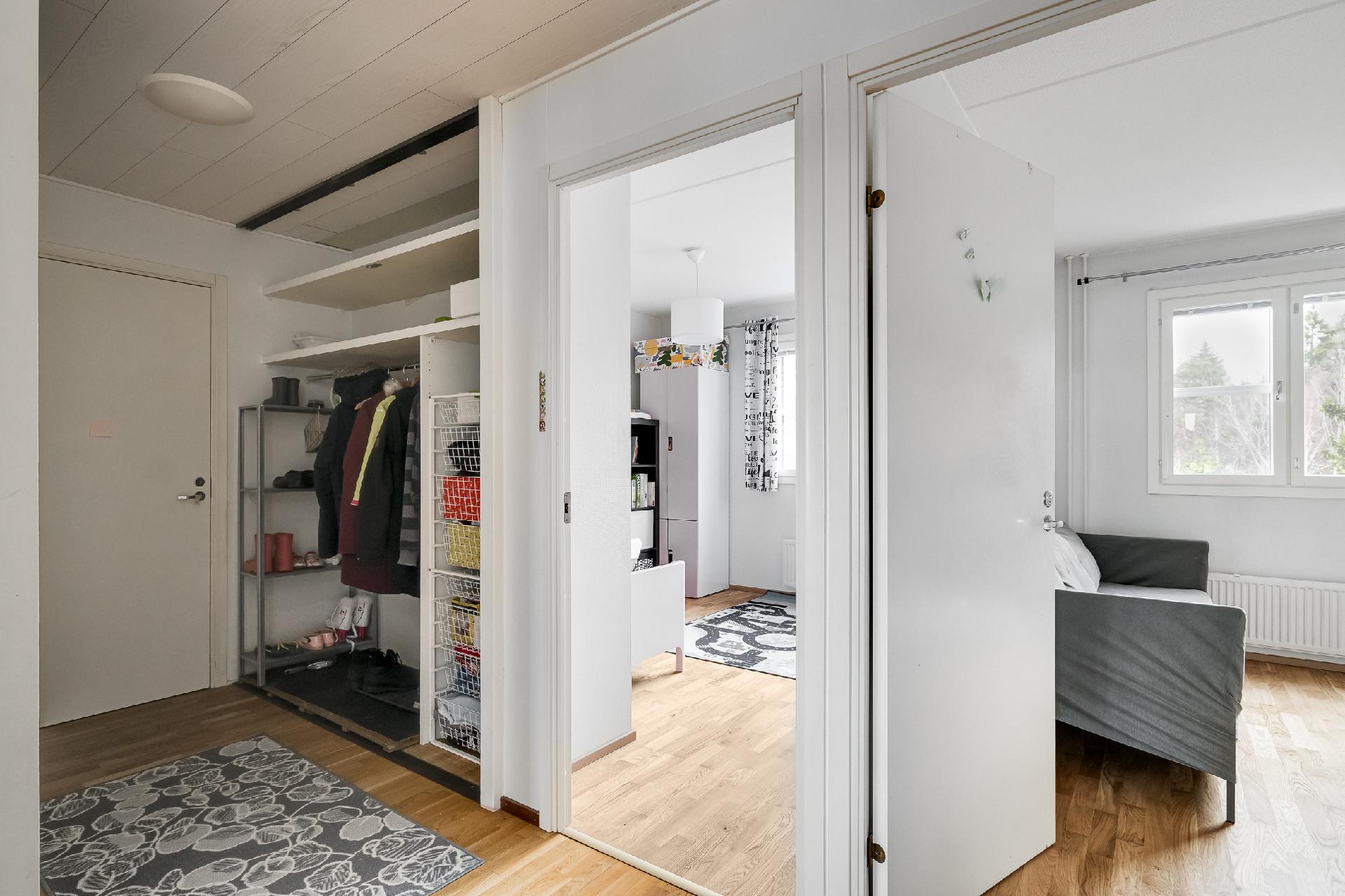 Kukinkuja 10, Martinlaakso, Vantaa