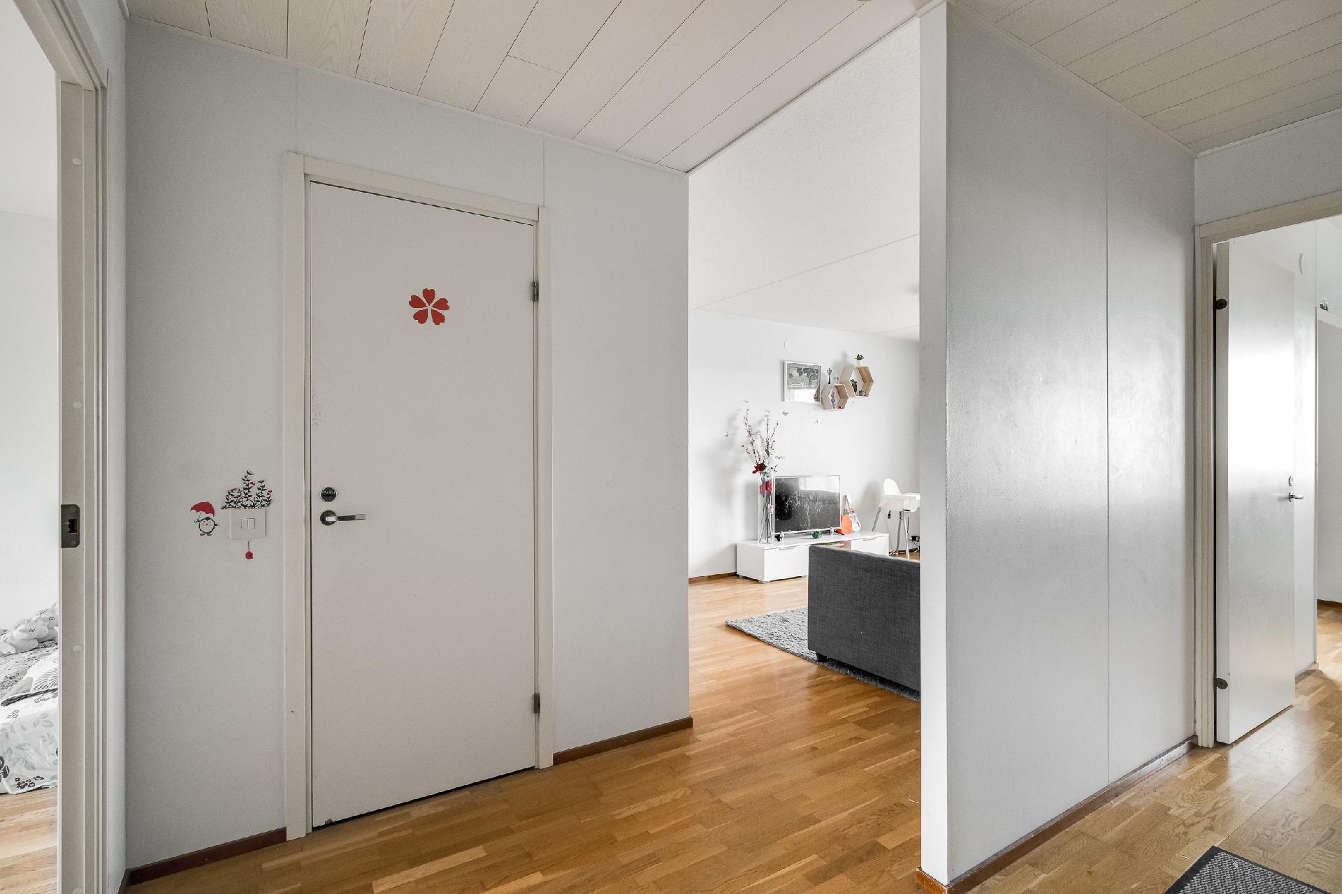 Kukinkuja 10, Martinlaakso, Vantaa