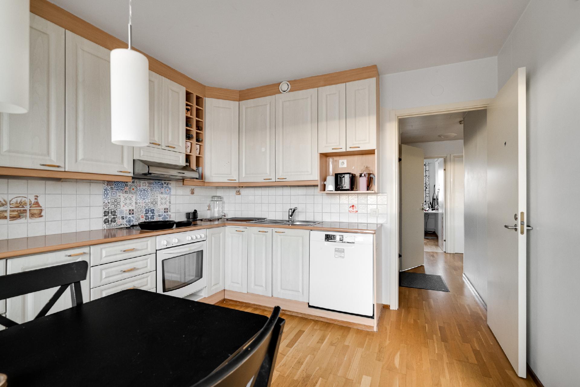 Kukinkuja 10, Martinlaakso, Vantaa