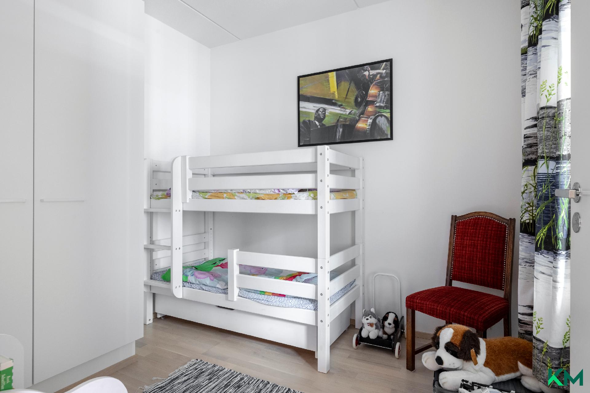 lastenhuone omille leikeille