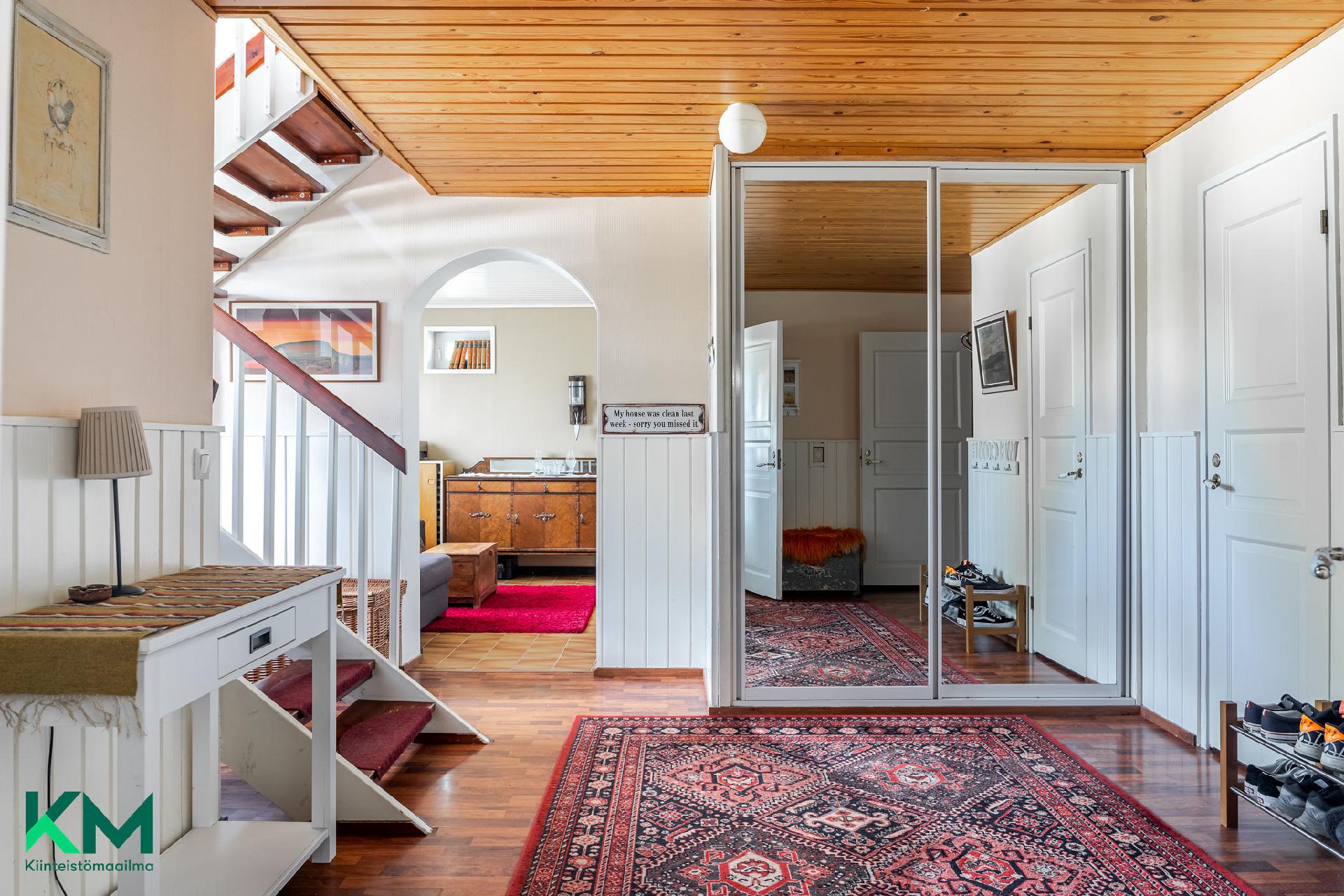 Muuntamotie 8, Vääksy, Asikkala