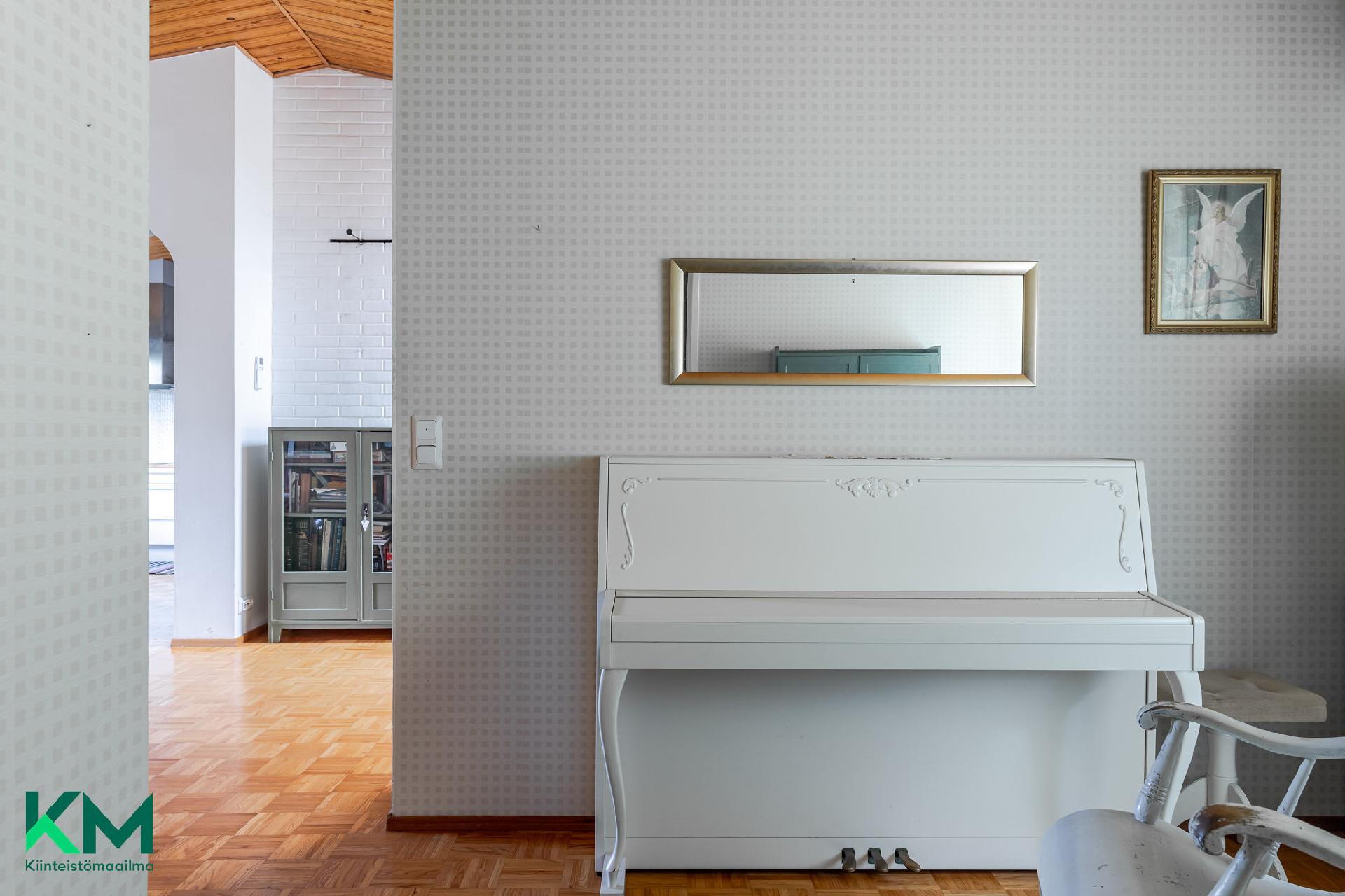 Muuntamotie 8, Vääksy, Asikkala