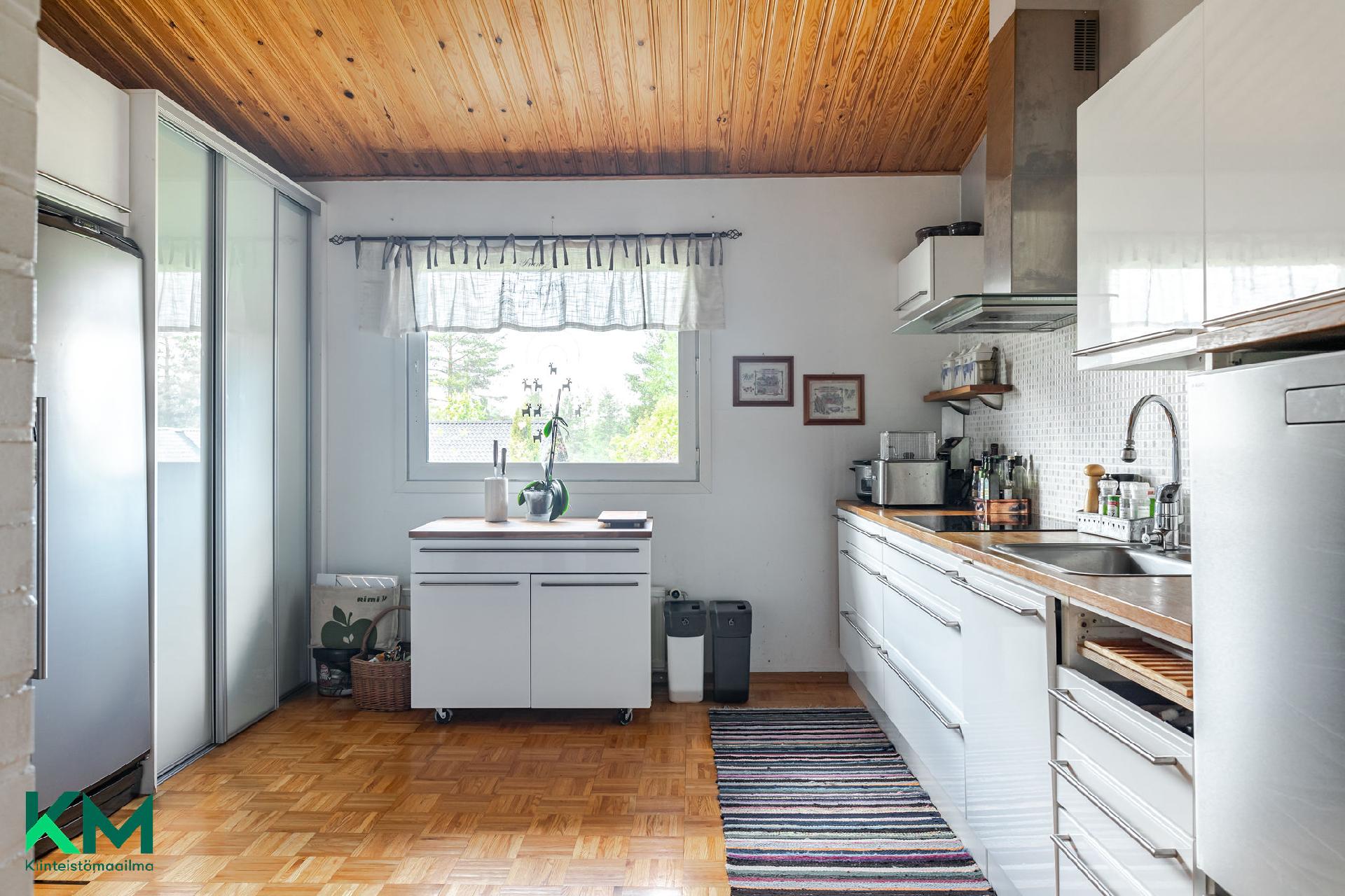 Muuntamotie 8, Vääksy, Asikkala