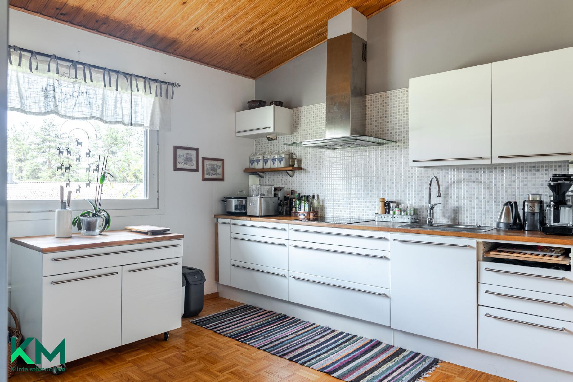 Muuntamotie 8, Vääksy, Asikkala