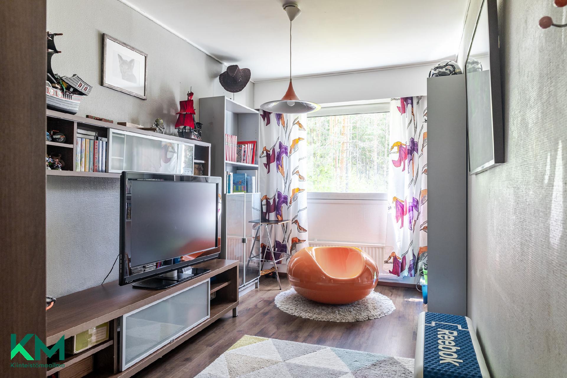 Muuntamotie 8, Vääksy, Asikkala