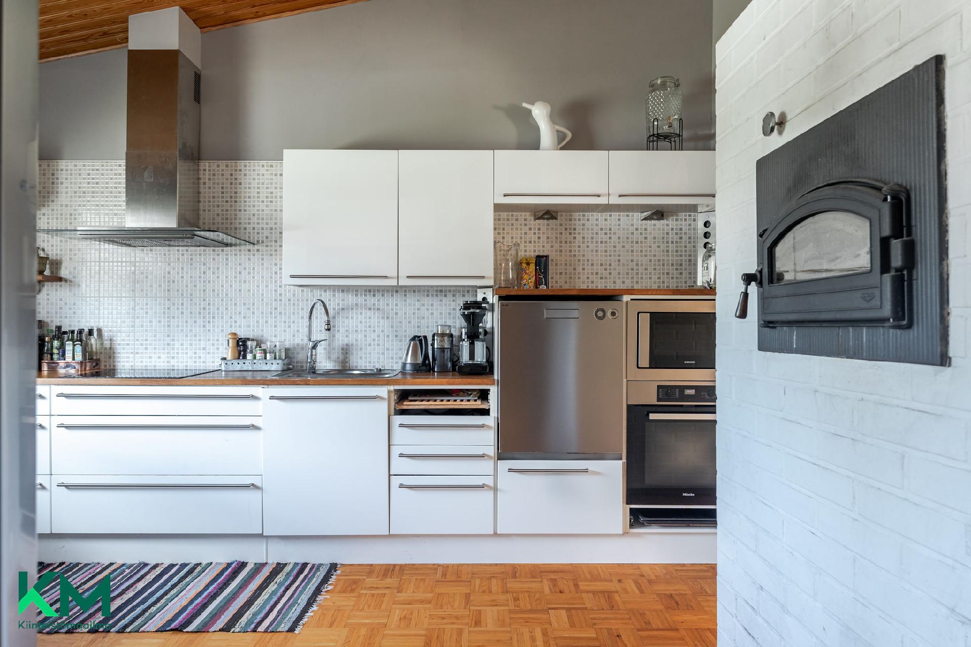 Muuntamotie 8, Vääksy, Asikkala