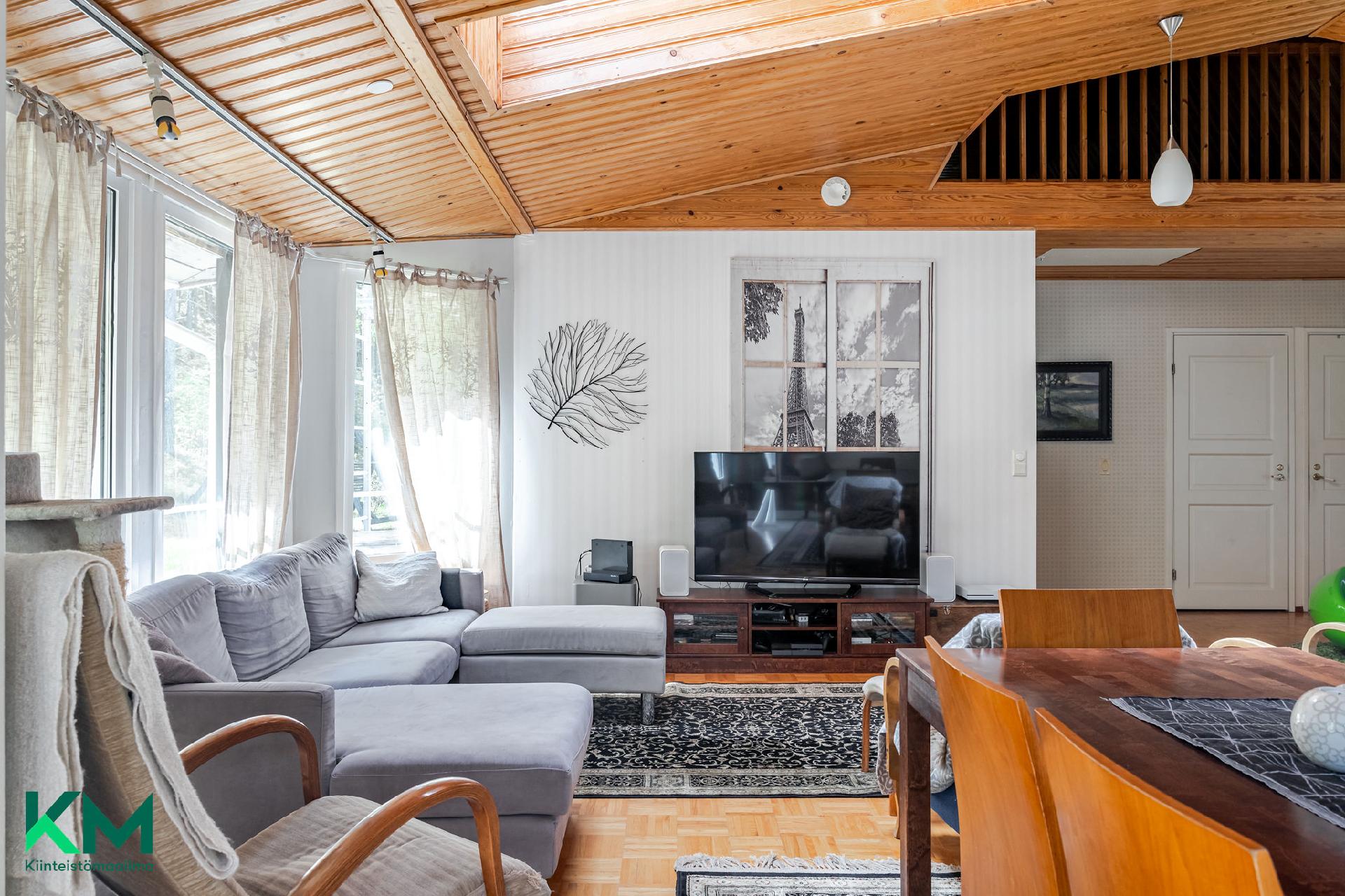 Muuntamotie 8, Vääksy, Asikkala