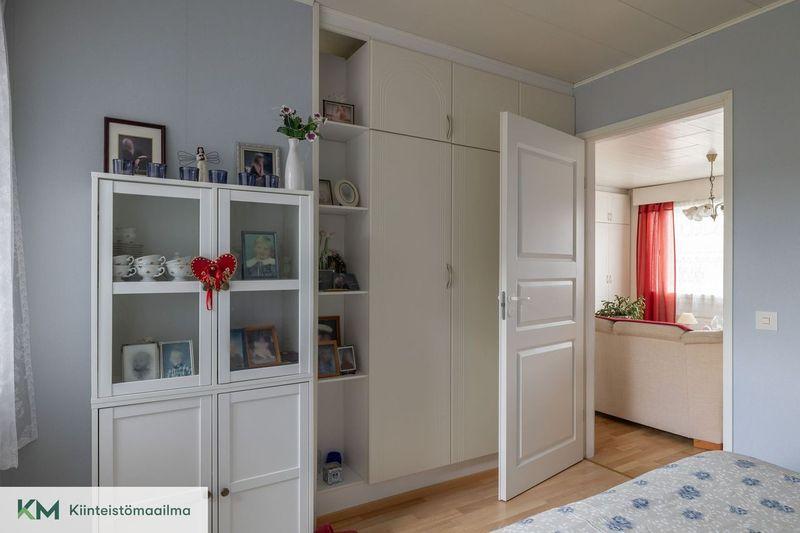 Harakankellonkatu 3, Mäntykangas, Kotka