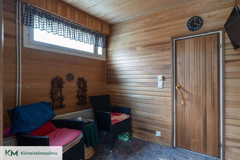 Harakankellonkatu 3, Mäntykangas, Kotka