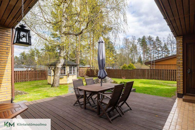 Harakankellonkatu 3, Mäntykangas, Kotka