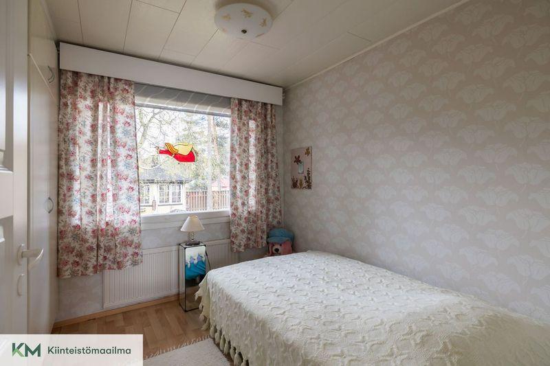 Harakankellonkatu 3, Mäntykangas, Kotka