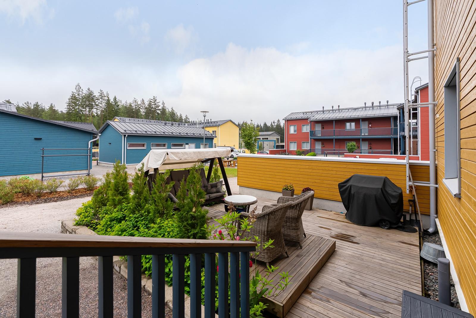 Pikkukarhunkierto 11-13, Puustellinmetsä, Tuusula