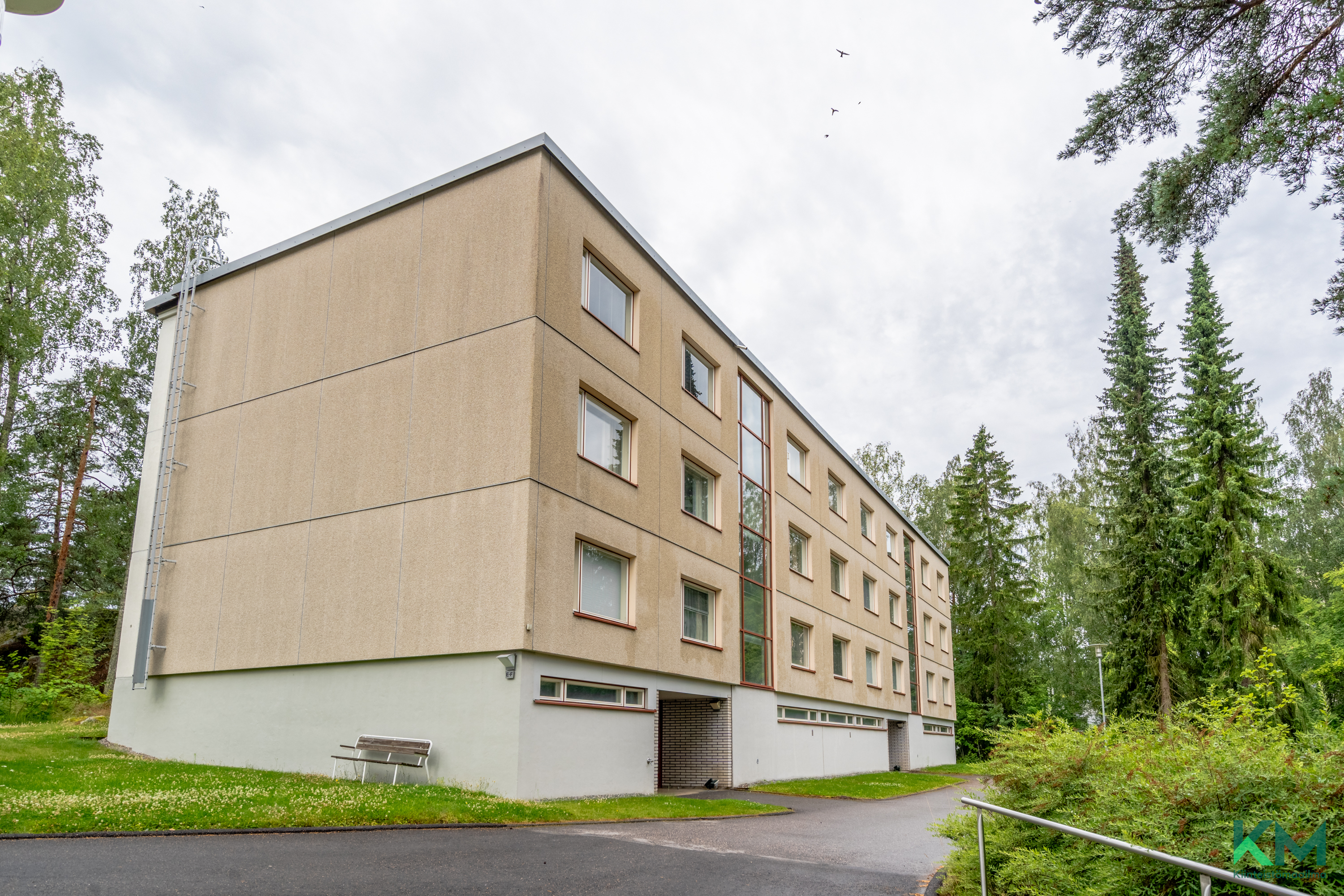 Saanatunturintie 1, Mellunmäki, Helsinki