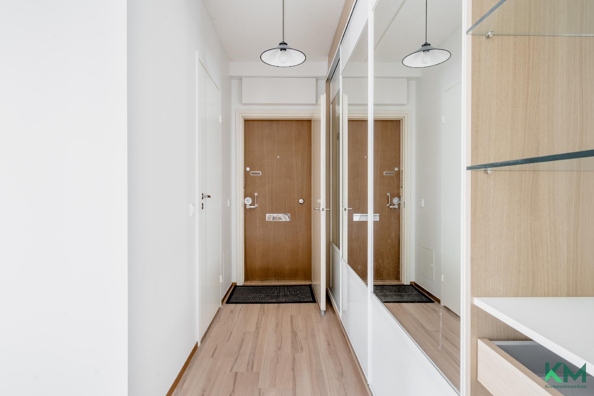 Saanatunturintie 1, Mellunmäki, Helsinki