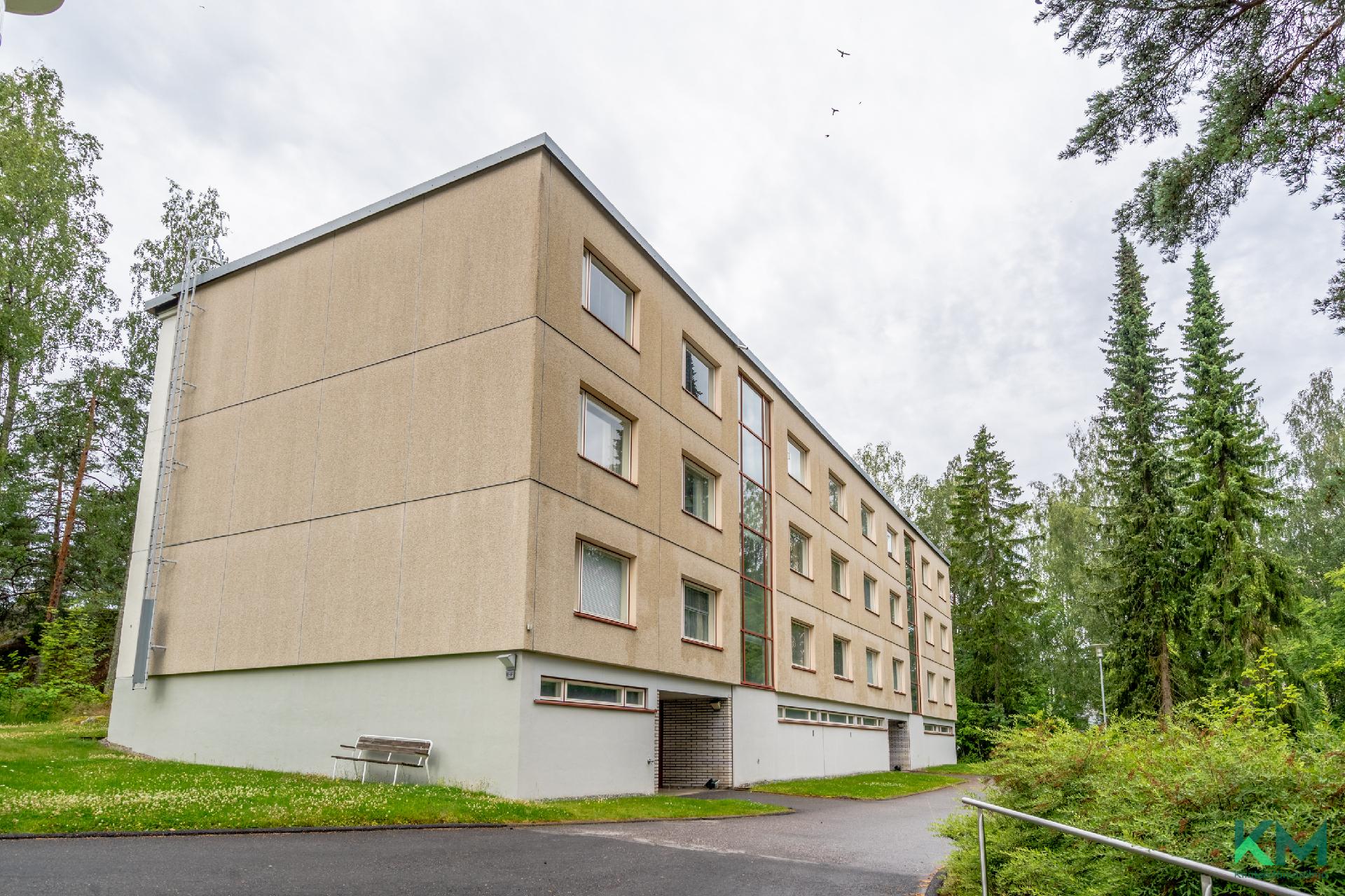Saanatunturintie 1, Mellunmäki, Helsinki