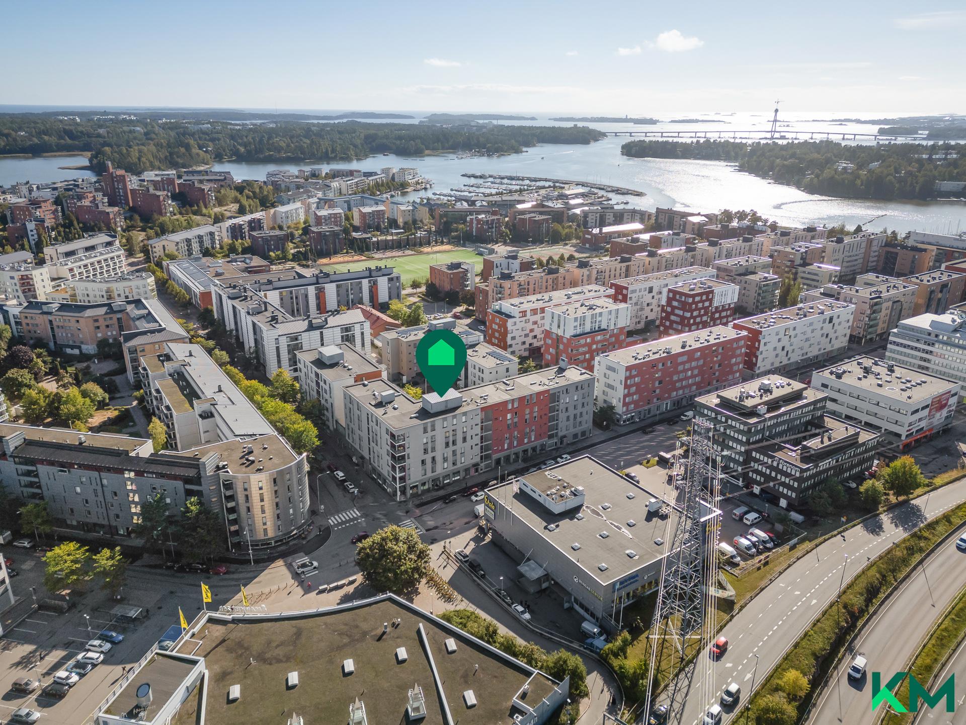 Hitsaajankatu 13, Herttoniemenranta, Helsinki