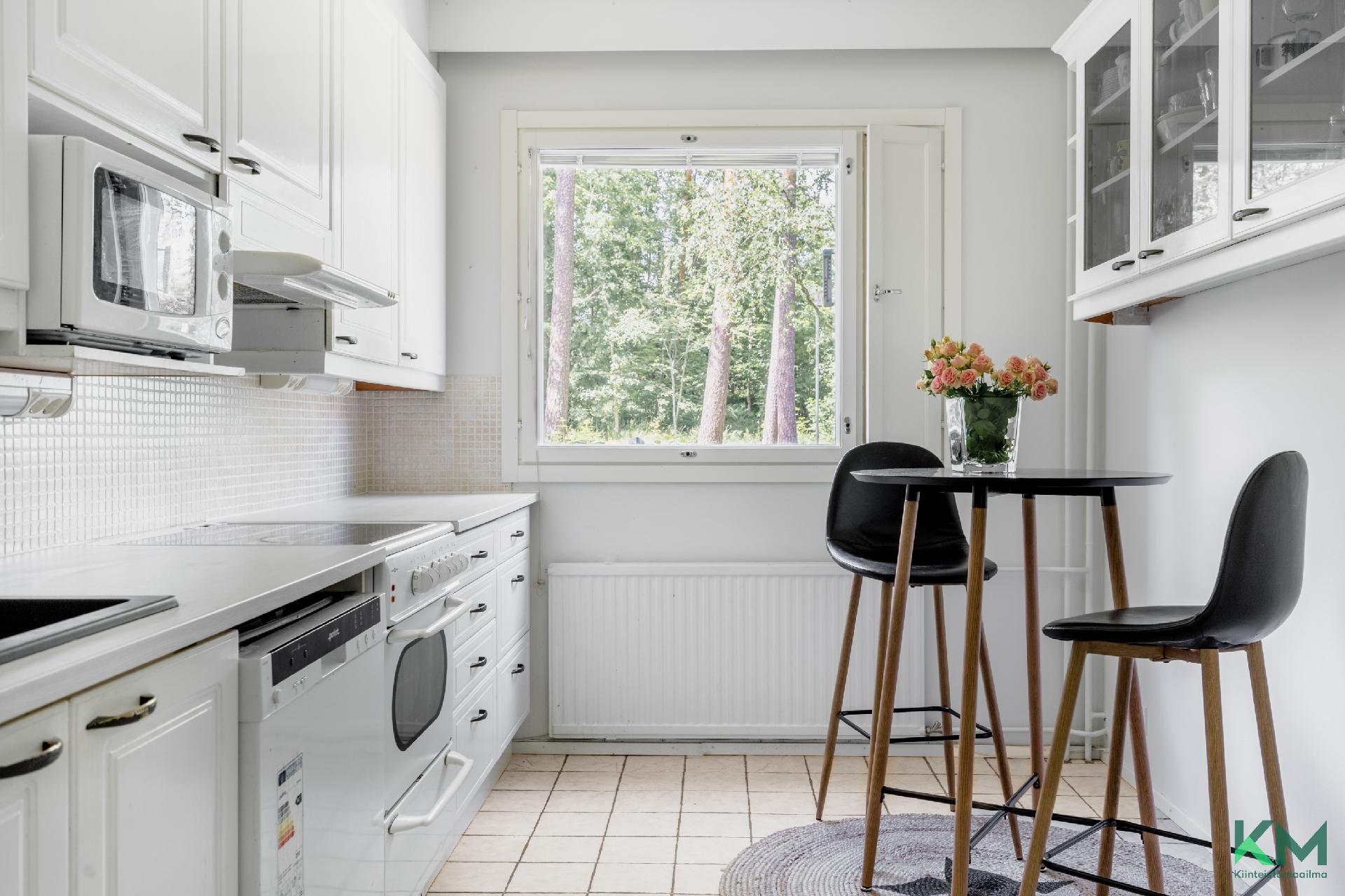 Törmäniityntie 15, Viherlaakso, Espoo