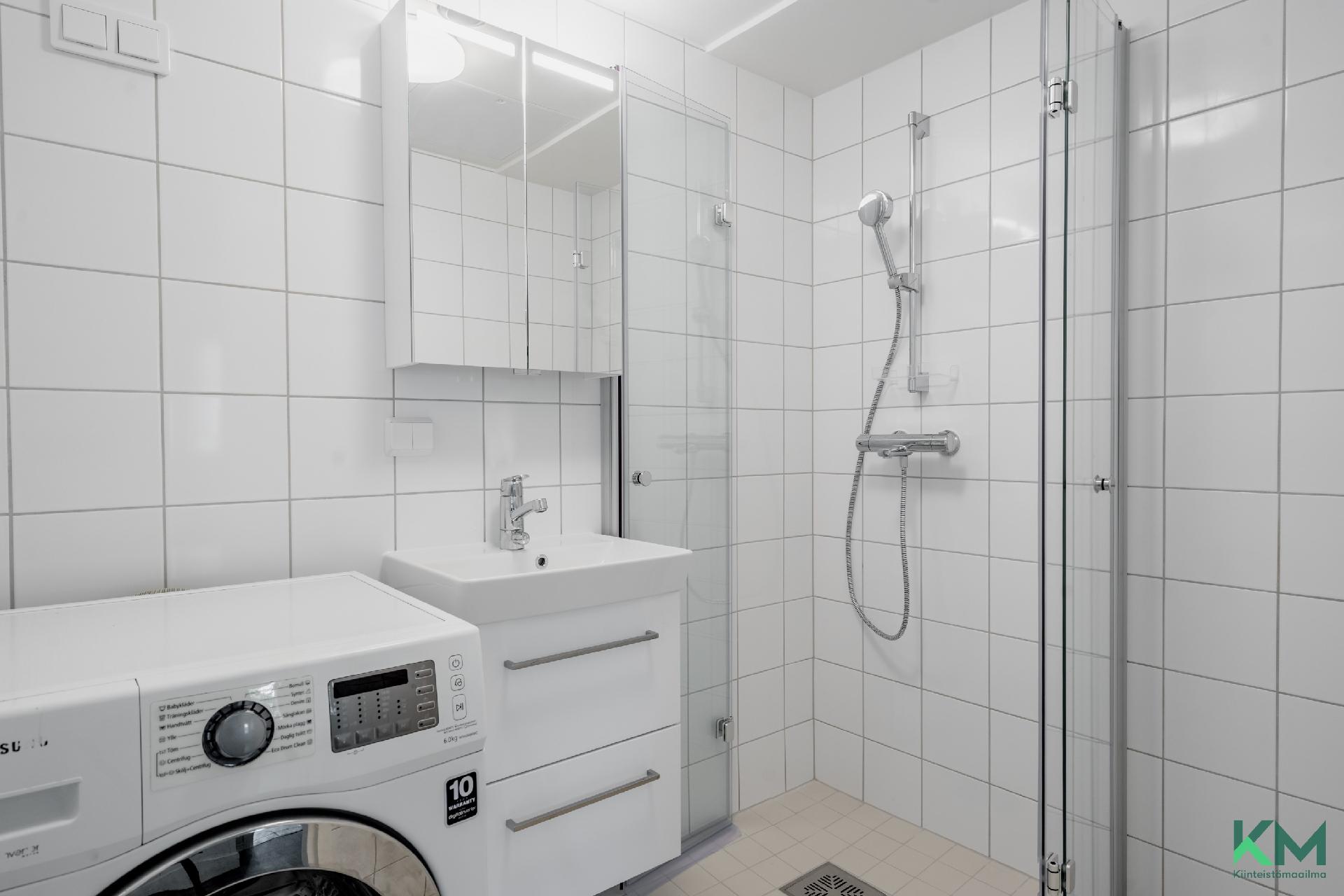 Törmäniityntie 15, Viherlaakso, Espoo