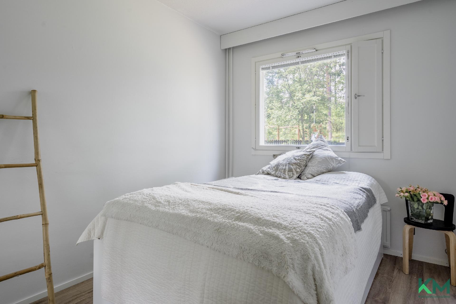 Törmäniityntie 15, Viherlaakso, Espoo