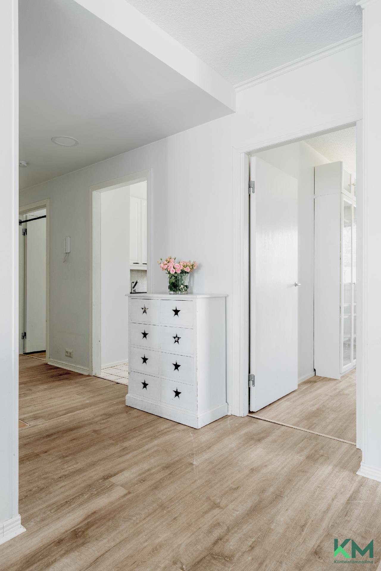 Törmäniityntie 15, Viherlaakso, Espoo