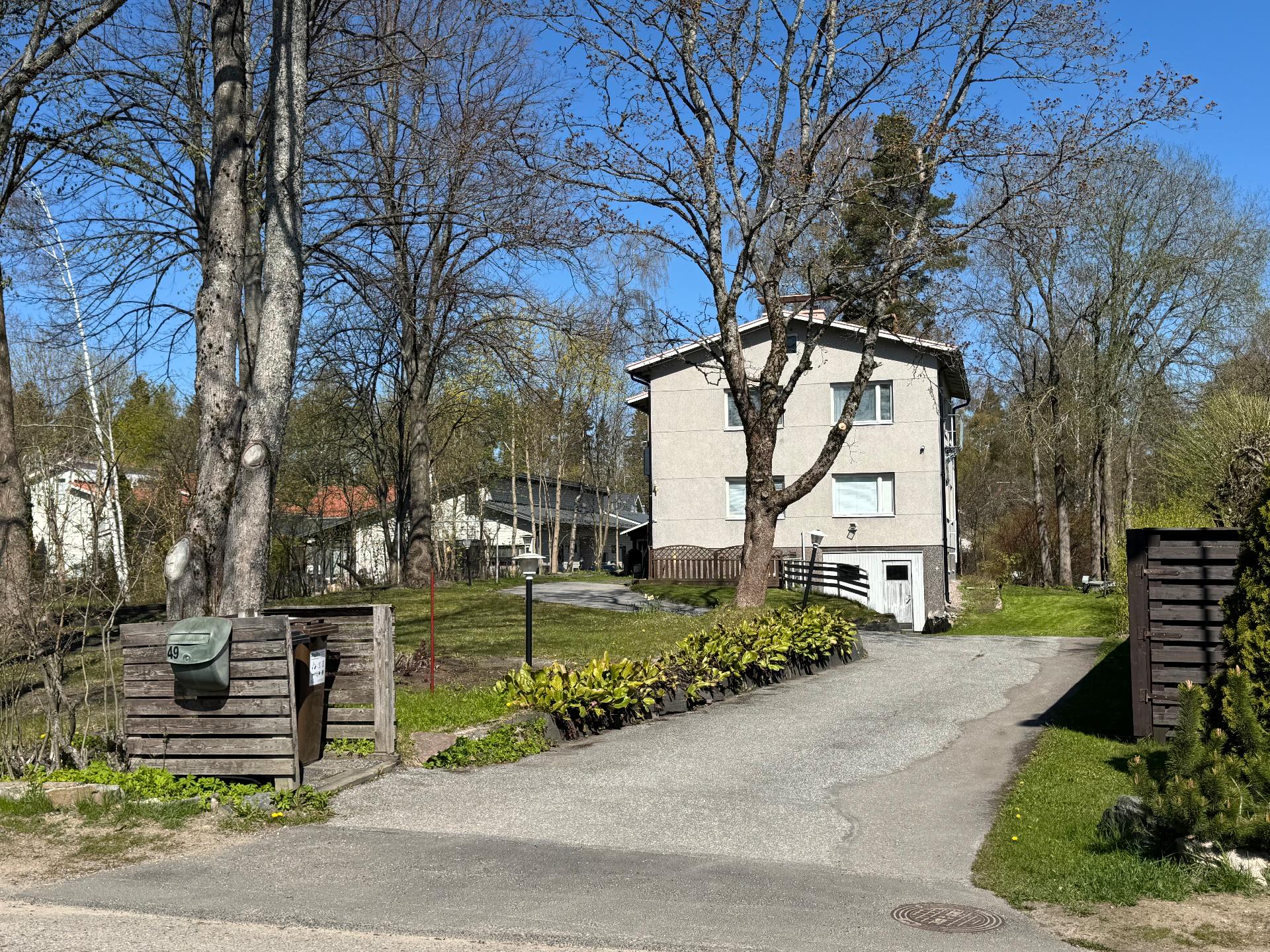 Lepolantie 49, Länsi-Pakila, Helsinki