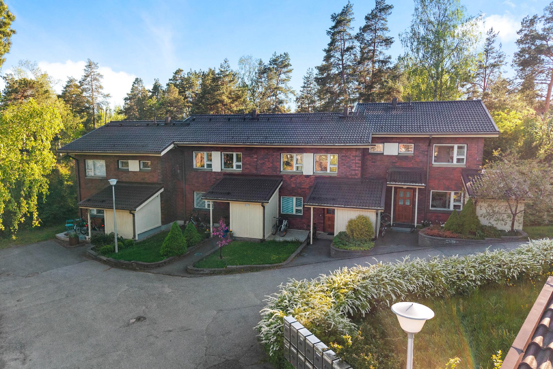 Pihatörmä 6, Olari, Espoo