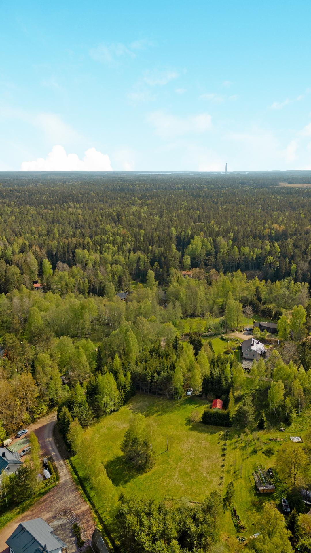 Kylänraitti 24, Myllykylä, Kirkkonummi