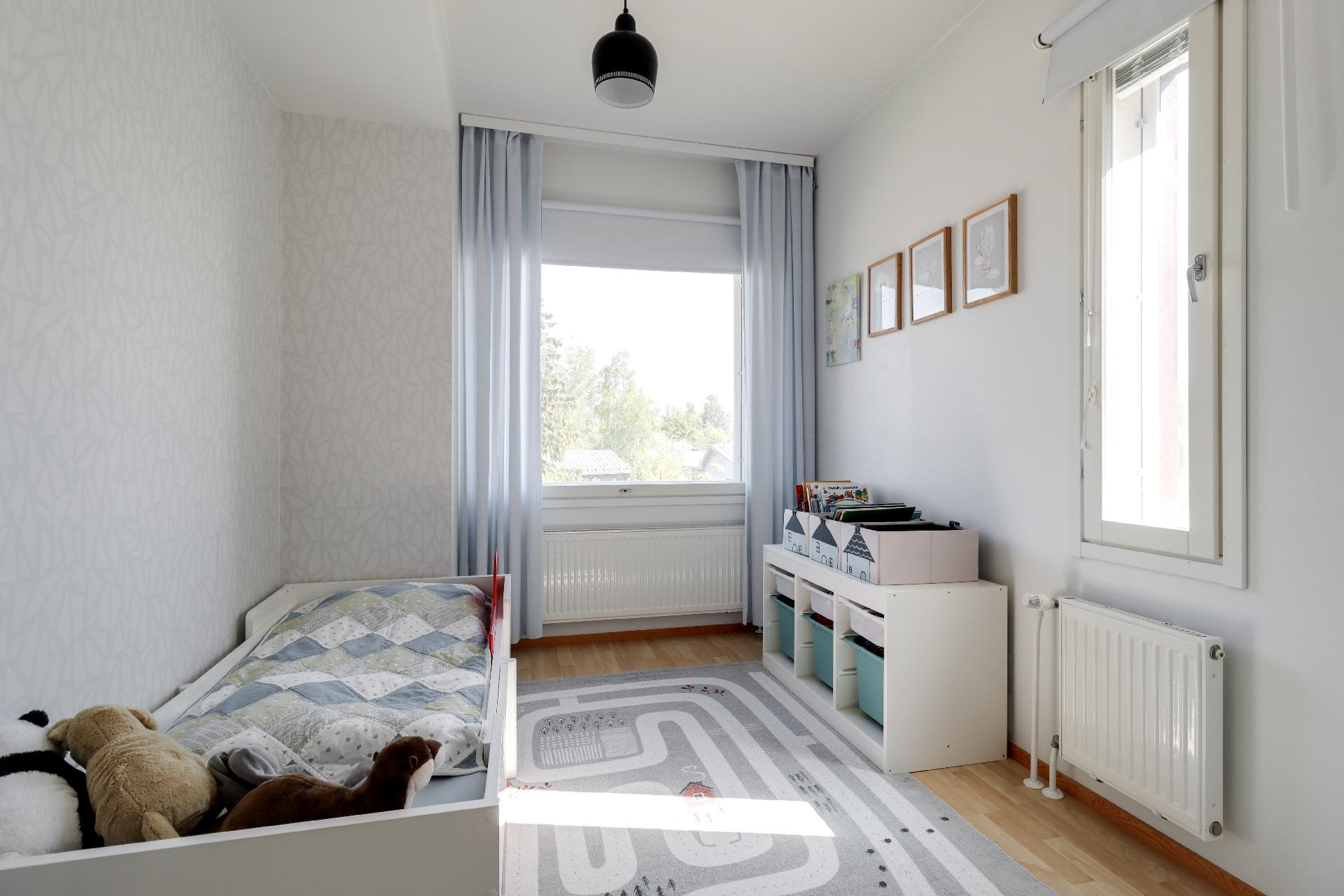 Kanervavinkkeli 2, Tapanila, Helsinki