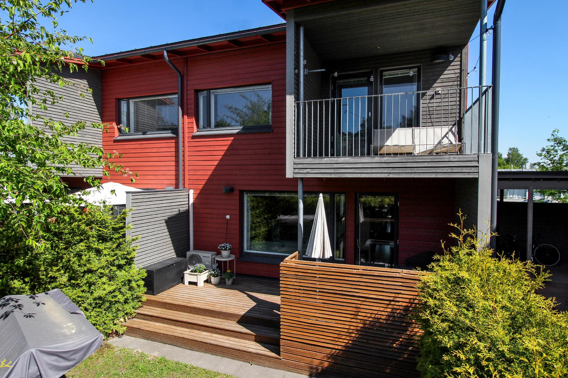 Kanervavinkkeli 2, Tapanila, Helsinki