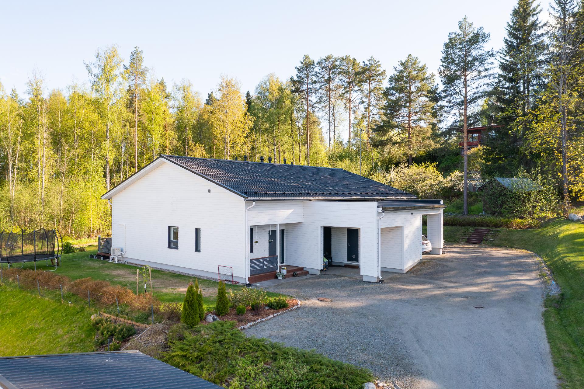 Isännöitsijäntie 15b, Jyskä, Jyväskylä