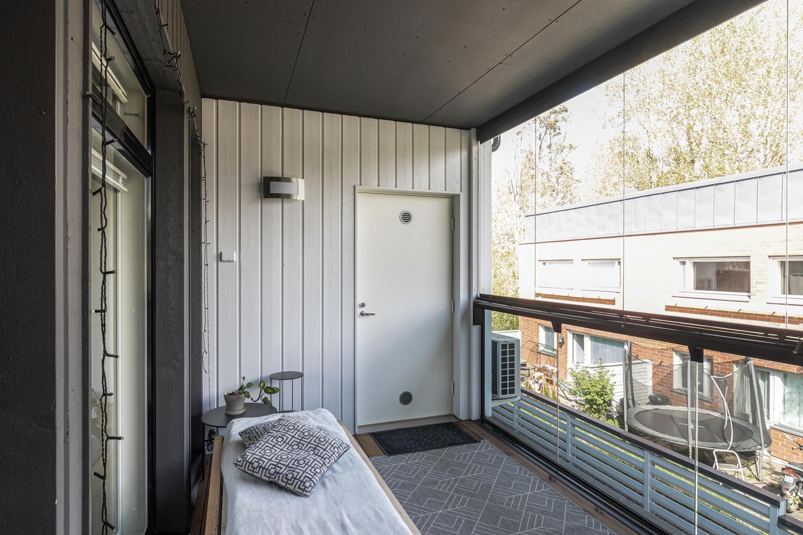 Yötarhankuja 1, Jynkkä, Kuopio