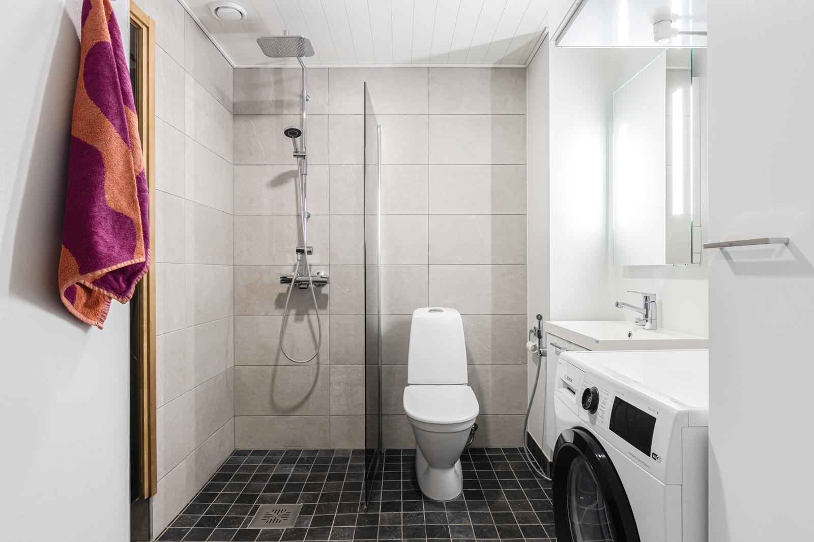 Yötarhankuja 1, Jynkkä, Kuopio