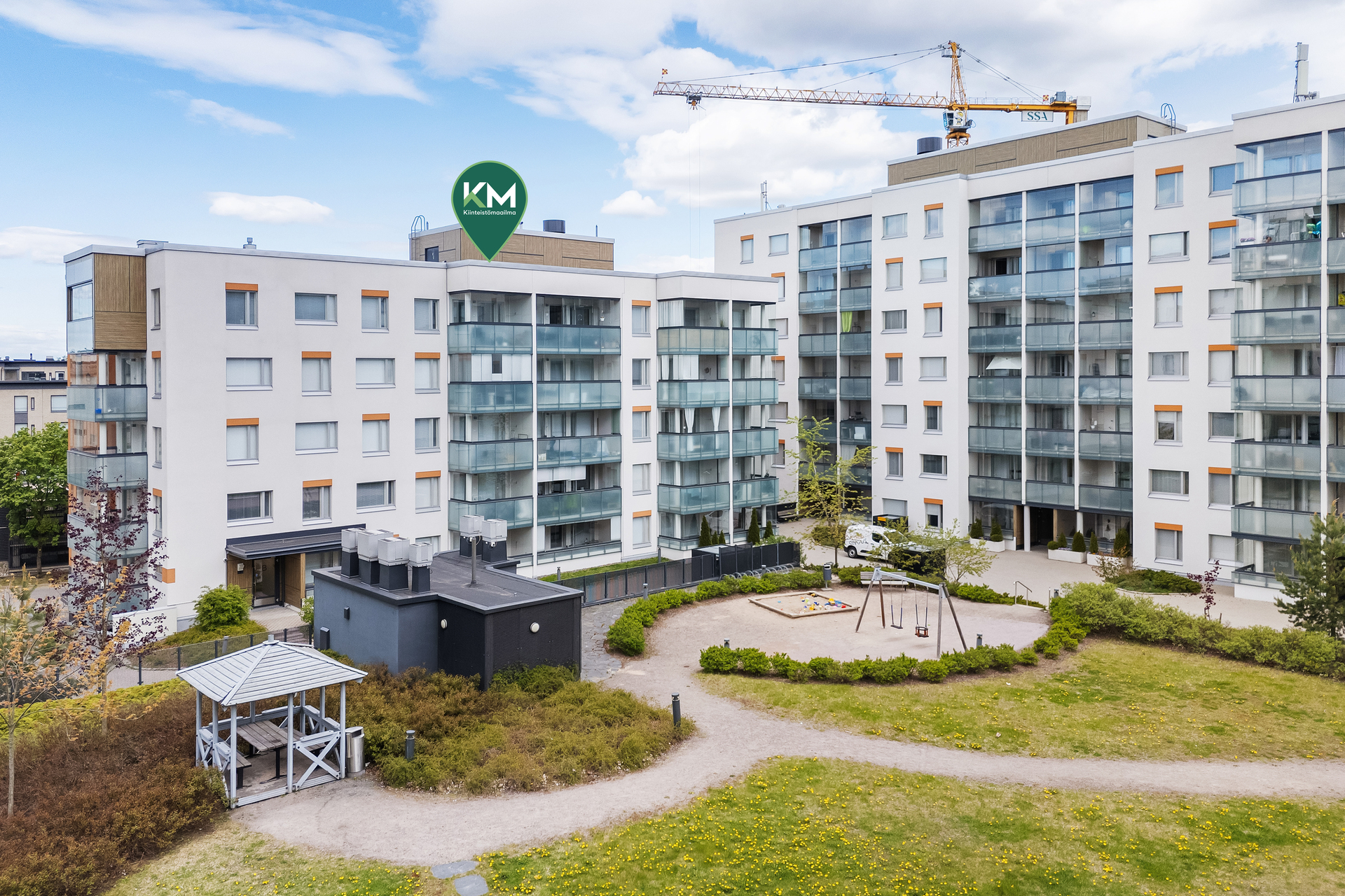 Viihtyisä sisäpiha