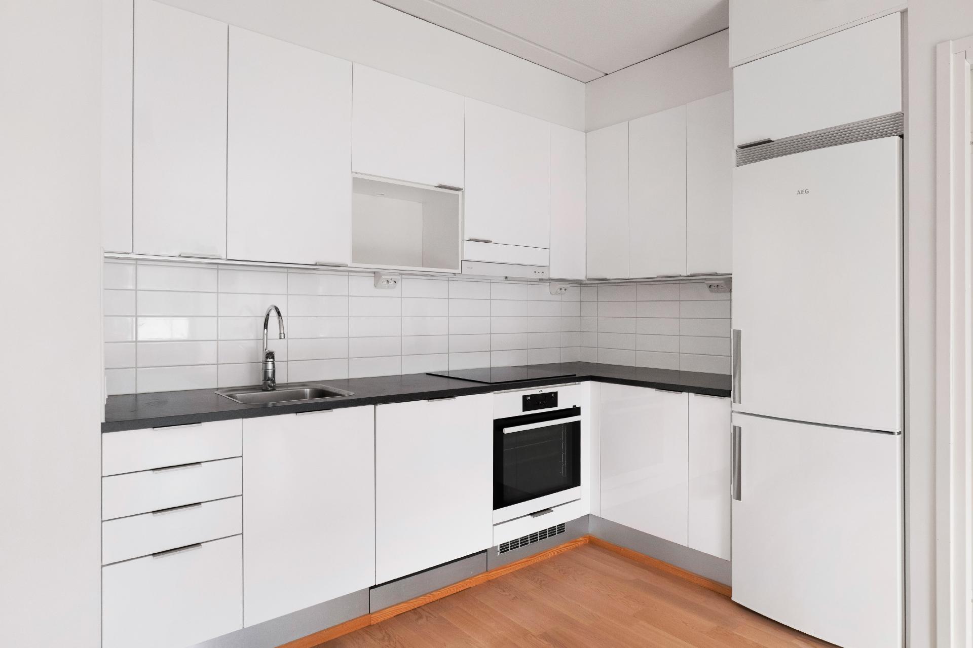 Orvokkikuja 3, Tikkurila, Vantaa