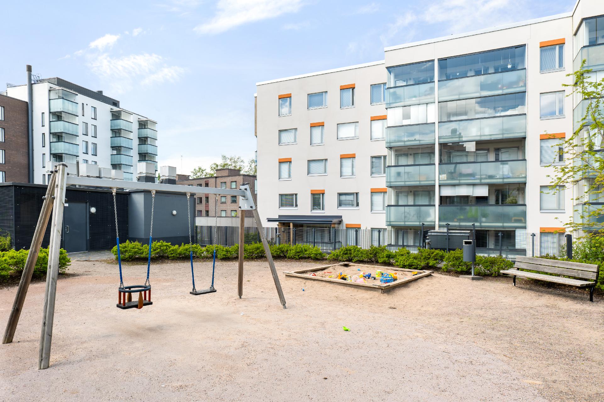 Orvokkikuja 3, Tikkurila, Vantaa