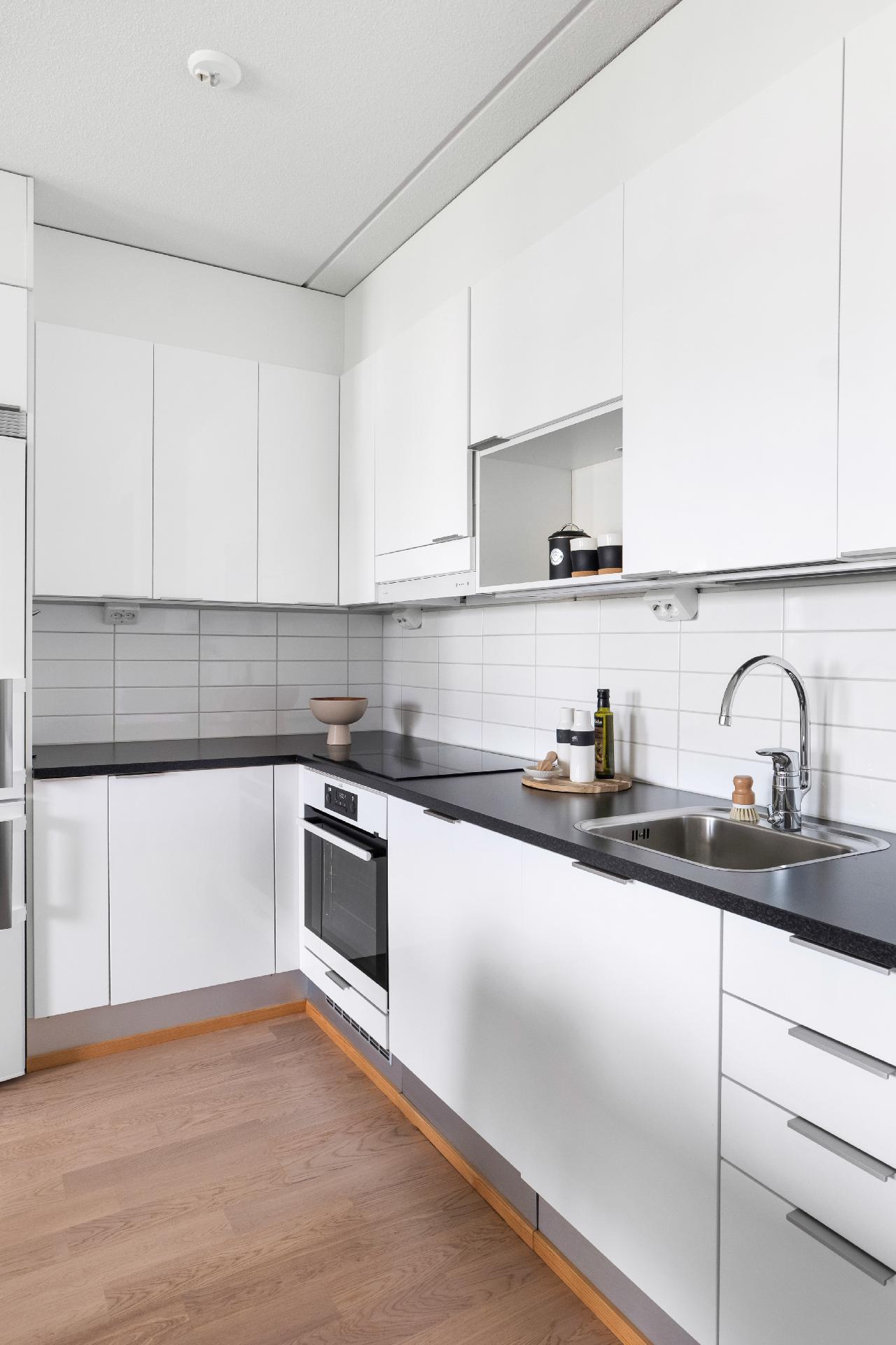 Orvokkikuja 3, Tikkurila, Vantaa